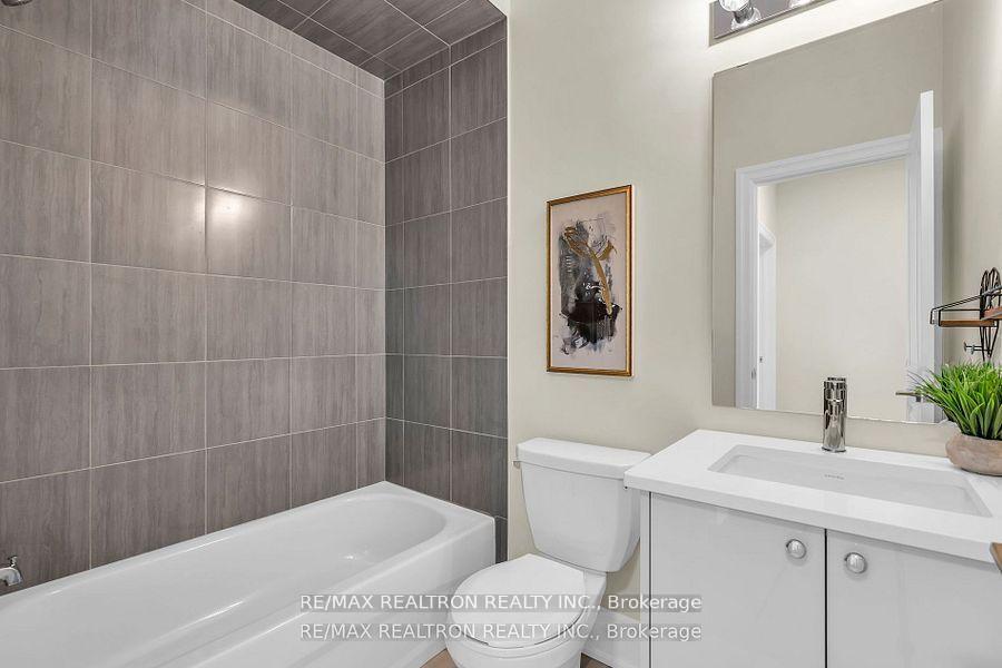 Photo 29 of 178 Golden Trail, Vaughan, Patterson — HOMEH