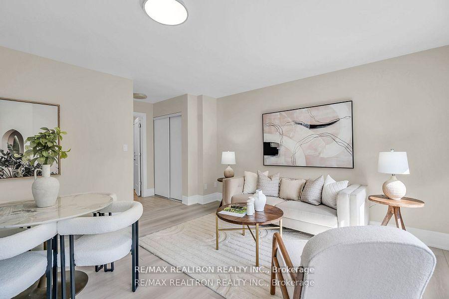 Photo 32 of 178 Golden Trail, Vaughan, Patterson — HOMEH