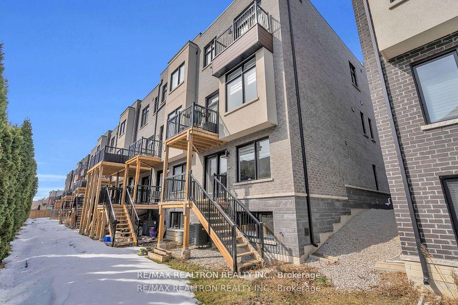 Photo 38 of 178 Golden Trail, Vaughan, Patterson — HOMEH