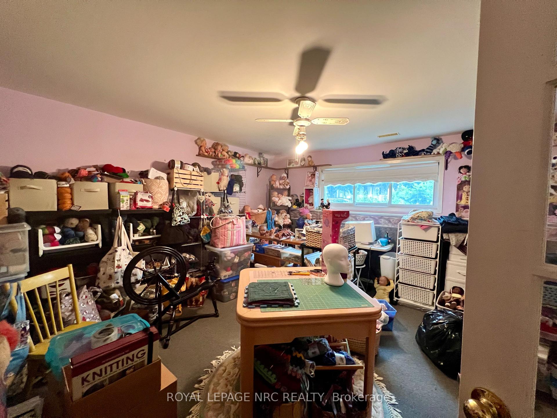 Photo 37 of 158 Windsor Street, Welland, Broadway — HOMEH