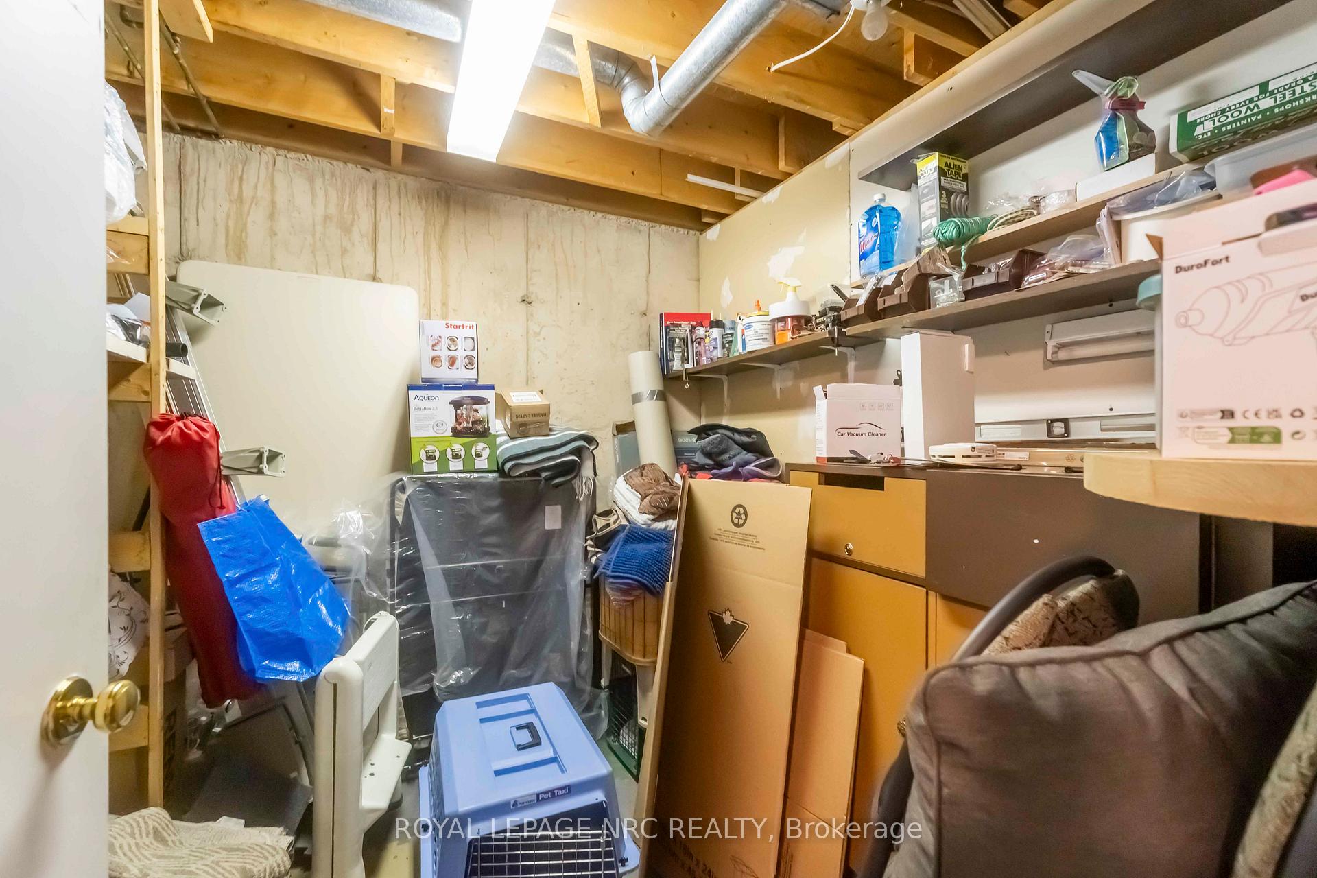 Photo 40 of 158 Windsor Street, Welland, Broadway — HOMEH