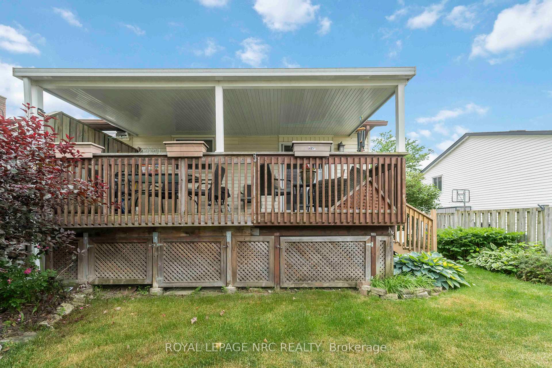 Photo 45 of 158 Windsor Street, Welland, Broadway — HOMEH