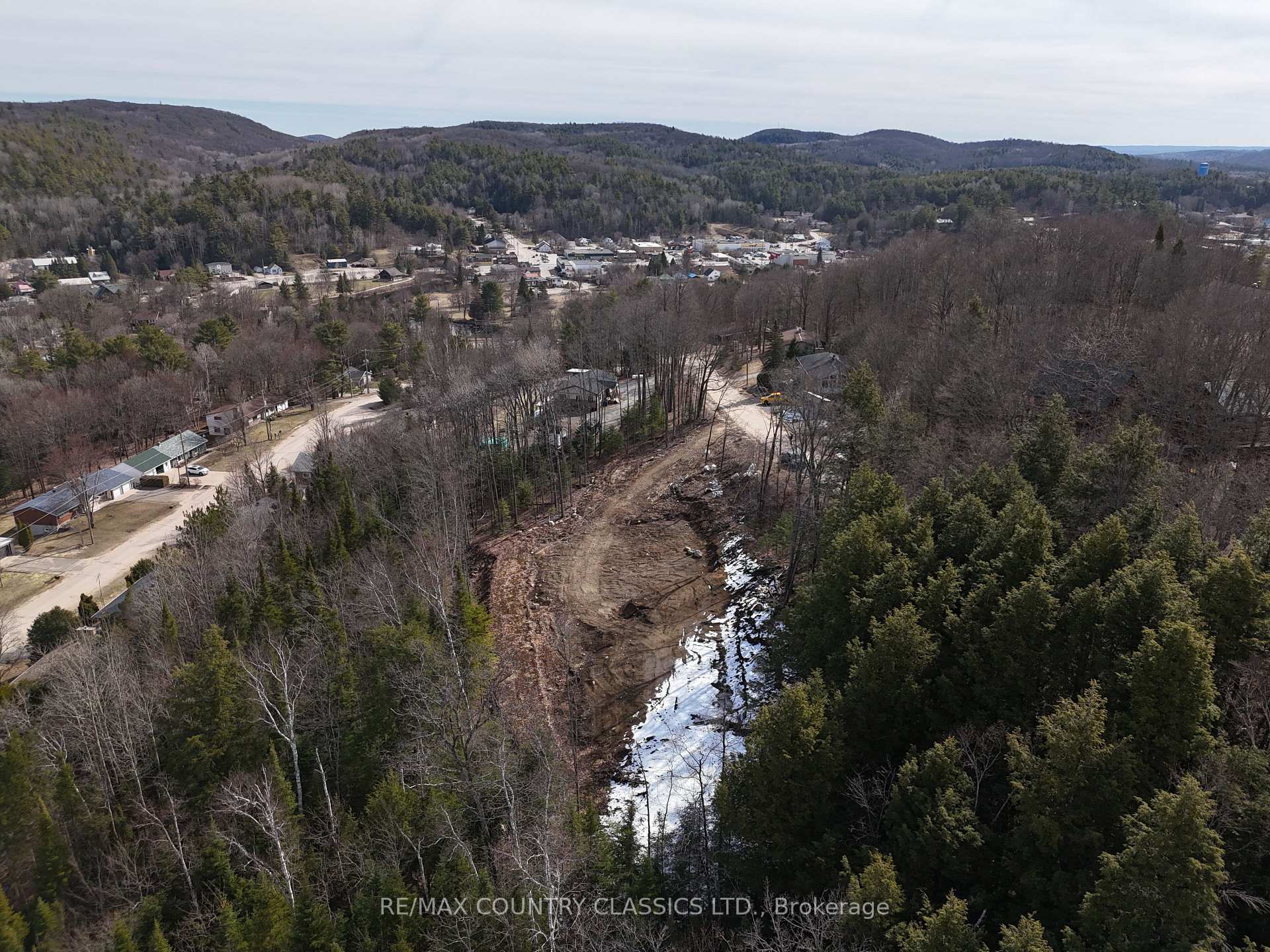 Photo 11 of 30 Ridge Road, Bancroft, Bancroft Ward — HOMEH