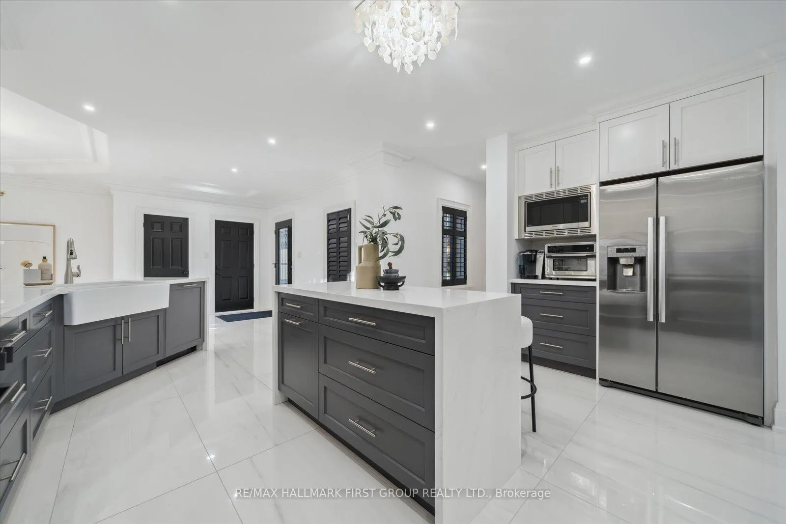 Photo 15 of 134 Front Street E, Whitby, Port Whitby — HOMEH