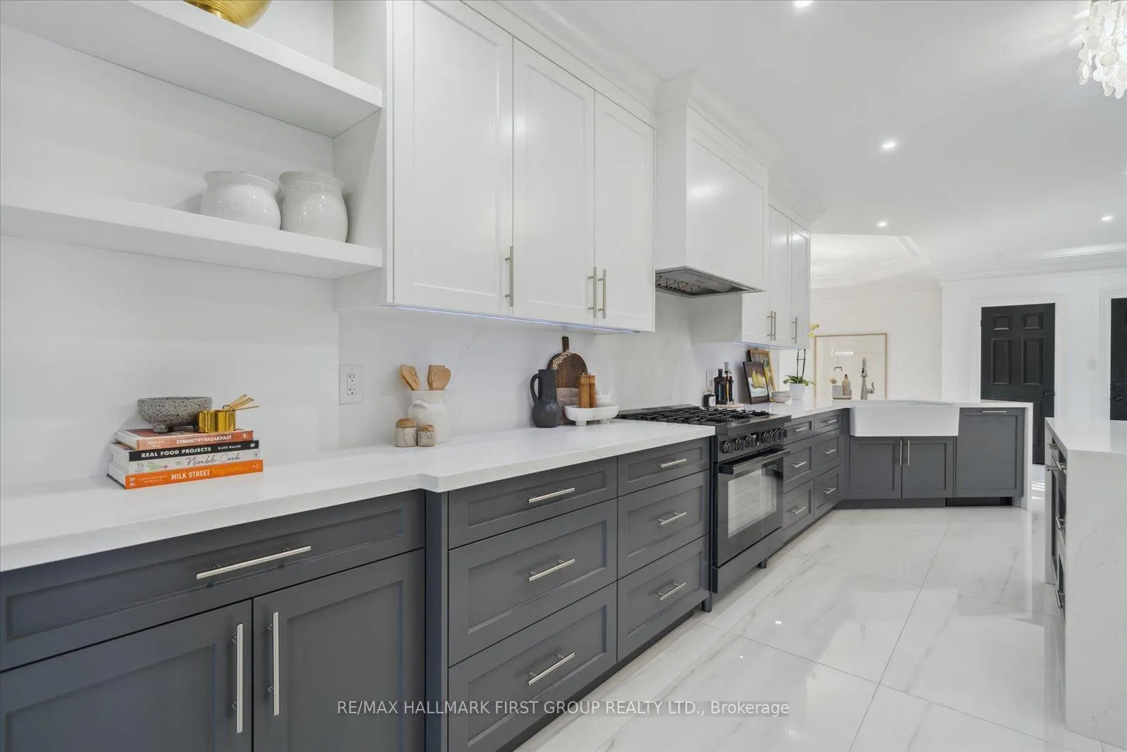 Photo 16 of 134 Front Street E, Whitby, Port Whitby — HOMEH