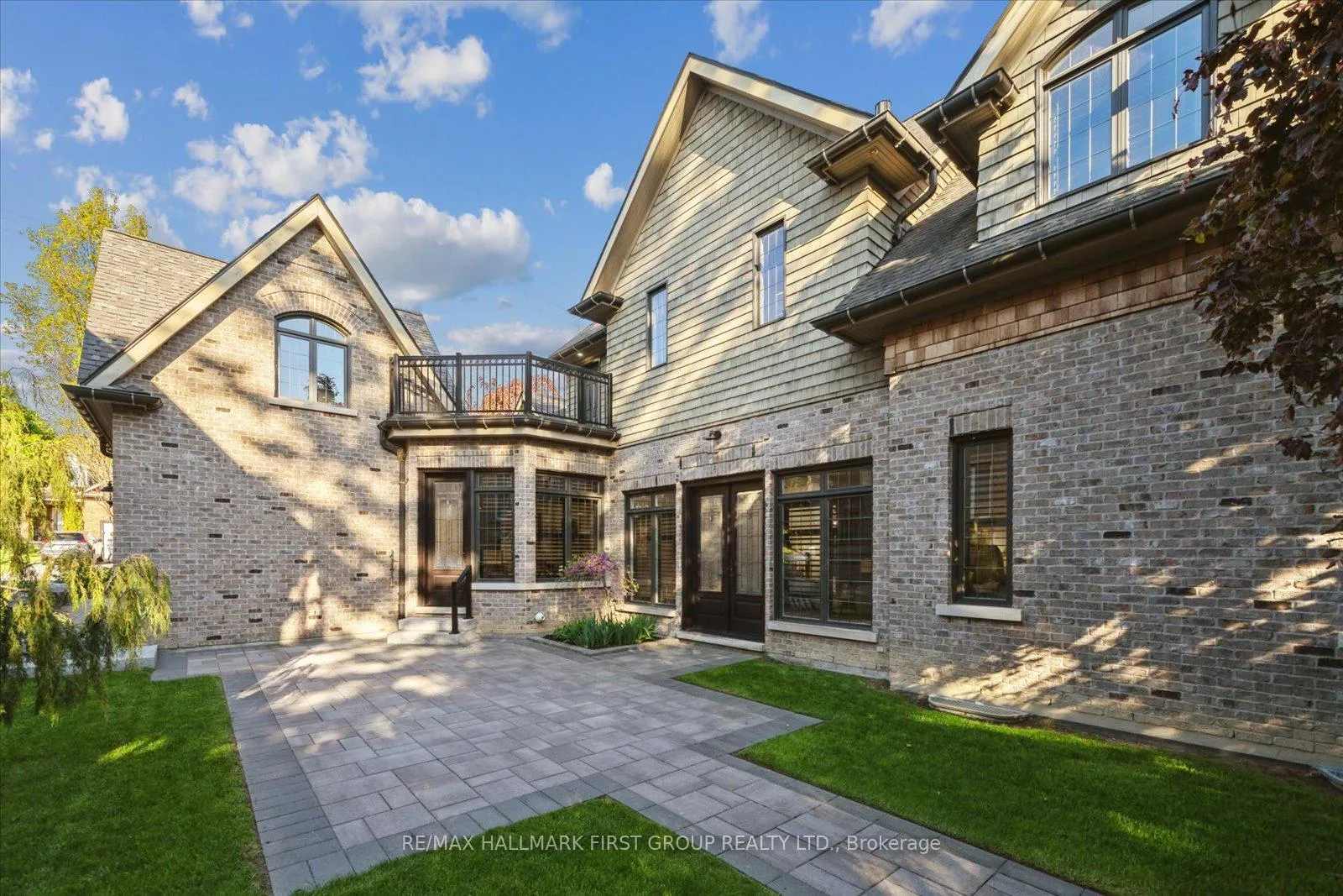 Photo 38 of 134 Front Street E, Whitby, Port Whitby — HOMEH