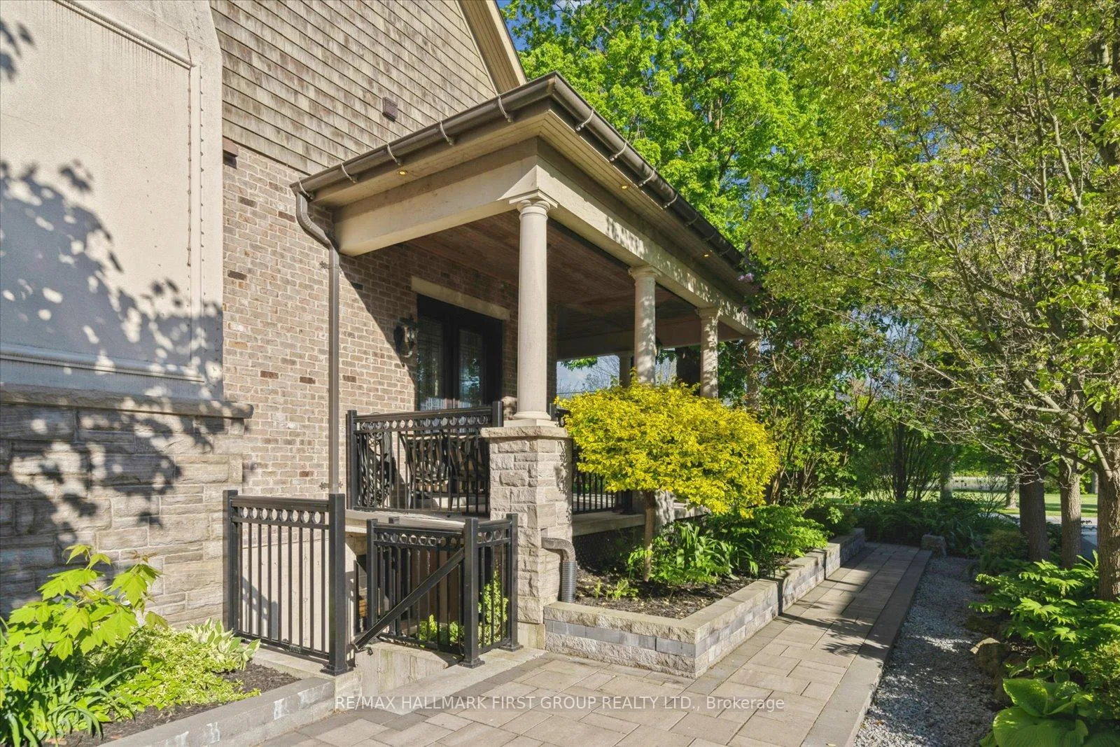 Photo 39 of 134 Front Street E, Whitby, Port Whitby — HOMEH