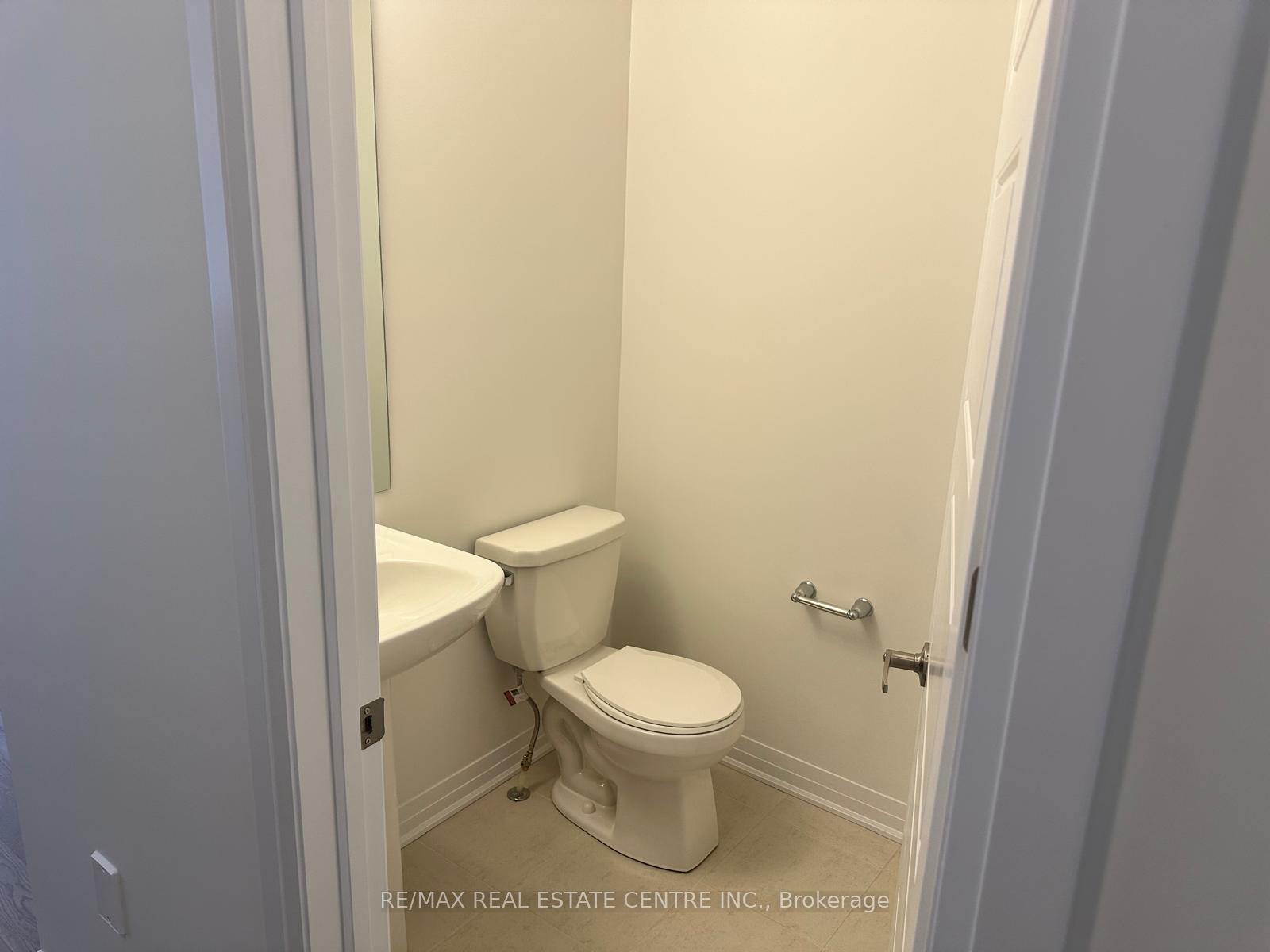 Photo 8 of 93 Masters Street, Welland, Dain City — HOMEH