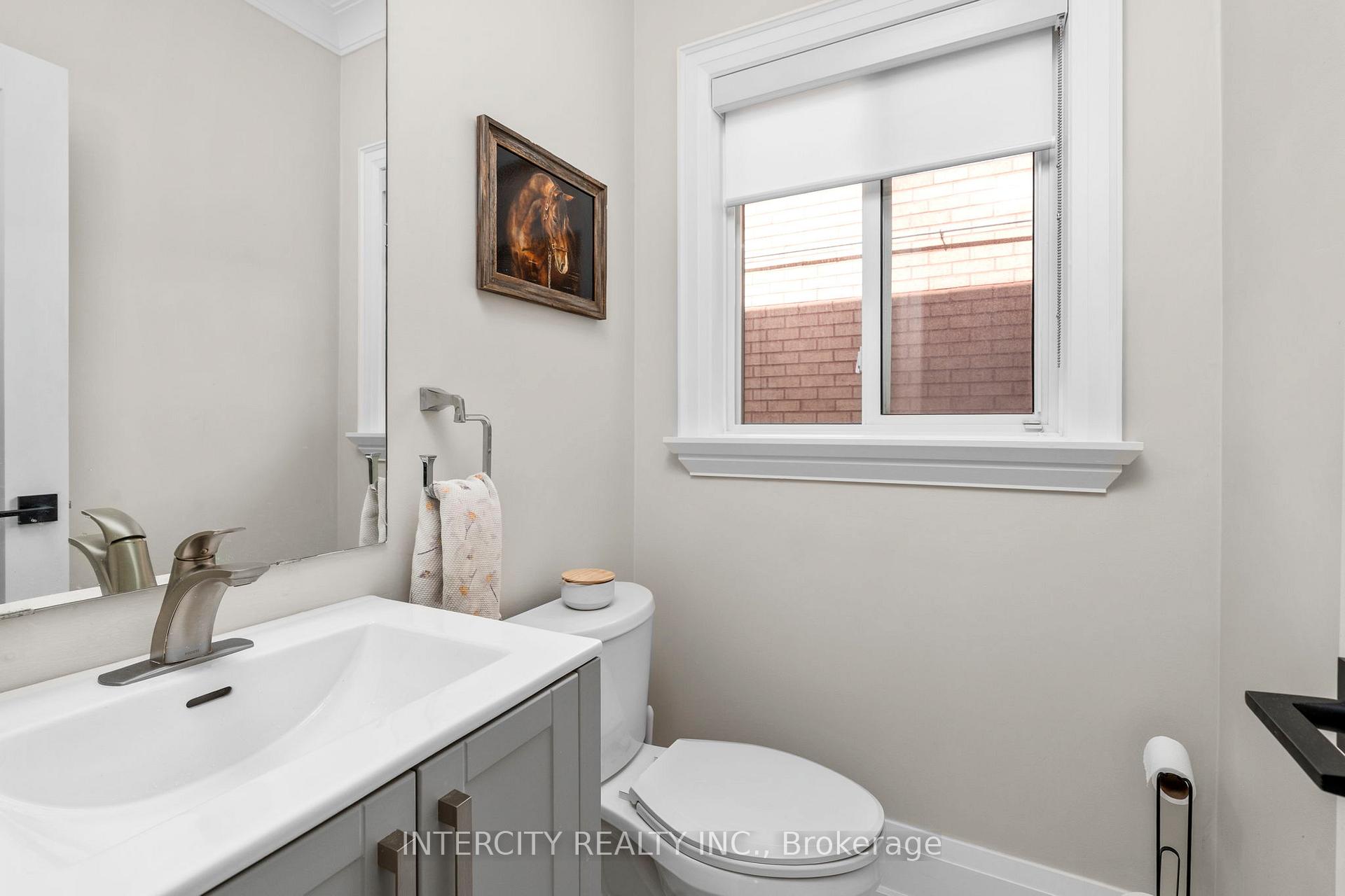 Photo 7 of 119 Golden Gate Circle, Vaughan, Sonoma Heights — HOMEH