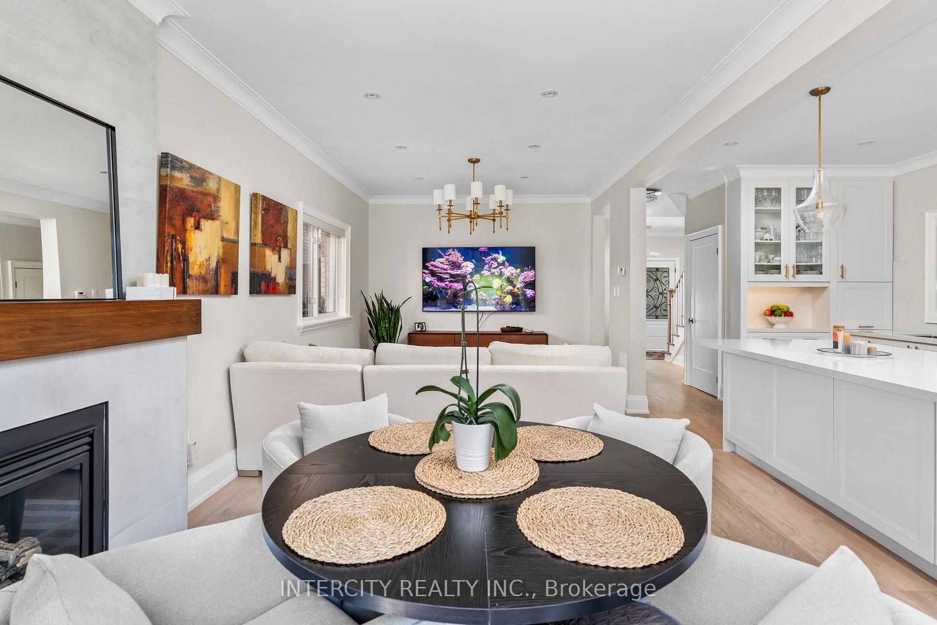 Photo 11 of 119 Golden Gate Circle, Vaughan, Sonoma Heights — HOMEH