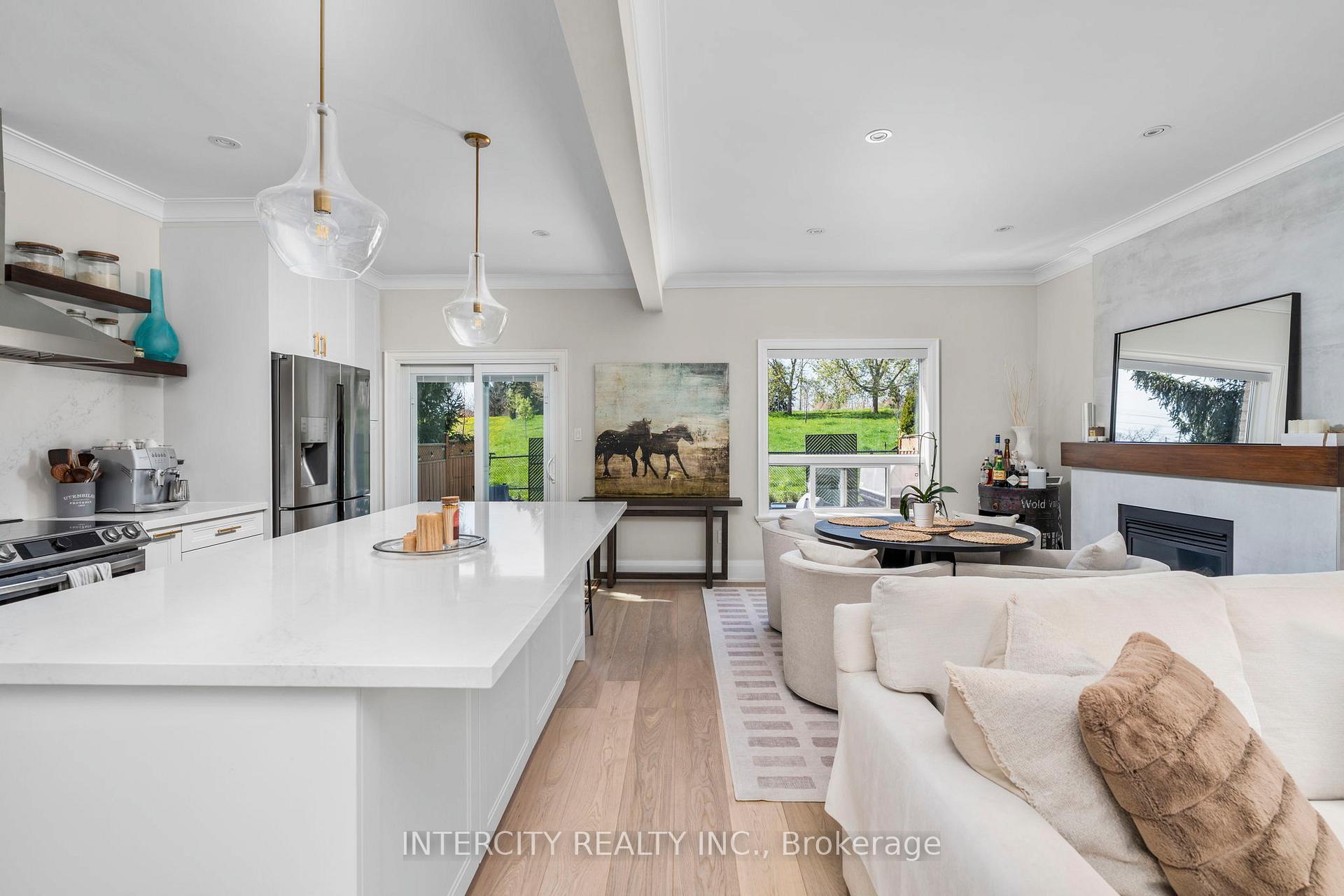 Photo 12 of 119 Golden Gate Circle, Vaughan, Sonoma Heights — HOMEH