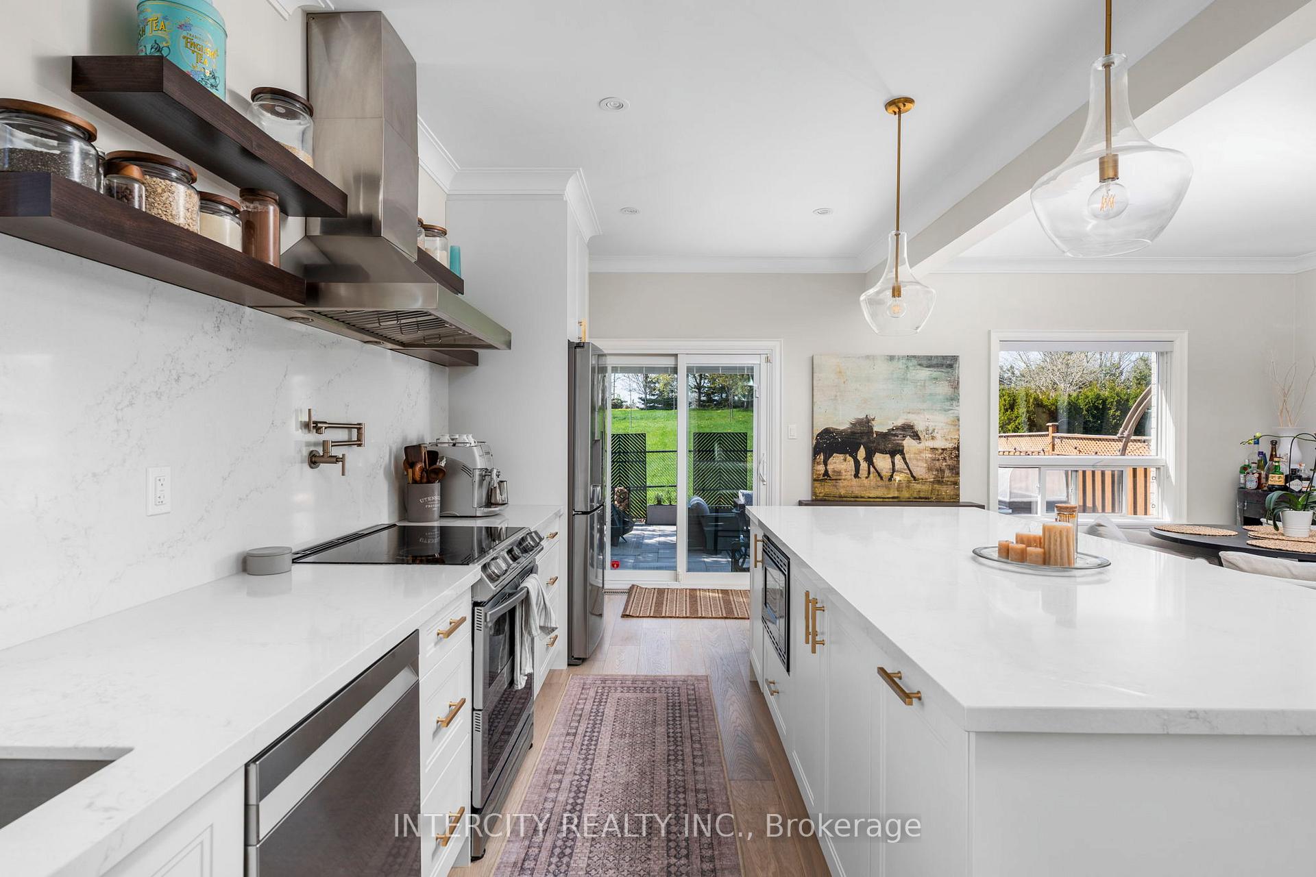 Photo 17 of 119 Golden Gate Circle, Vaughan, Sonoma Heights — HOMEH