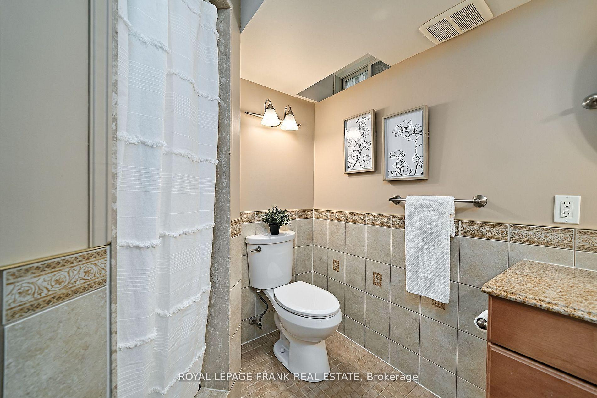 Photo 56 of 54 Gartshore Drive, Whitby, Williamsburg — HOMEH