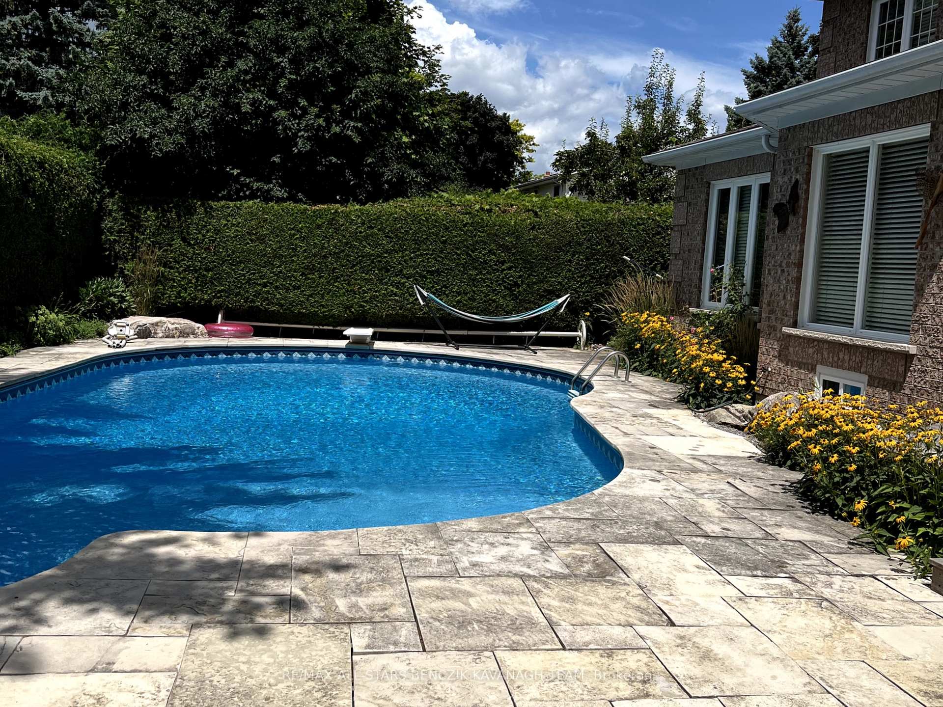 Photo 27 of 72 Sir Lancelot Drive, Markham, Markham Village — HOMEH