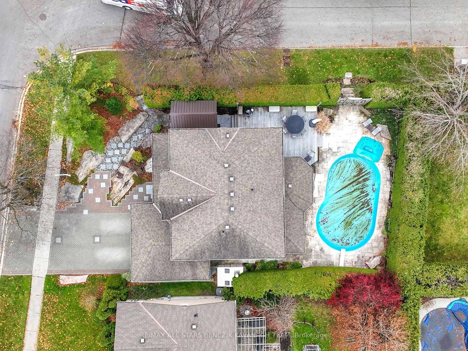 Photo 33 of 72 Sir Lancelot Drive, Markham, Markham Village — HOMEH