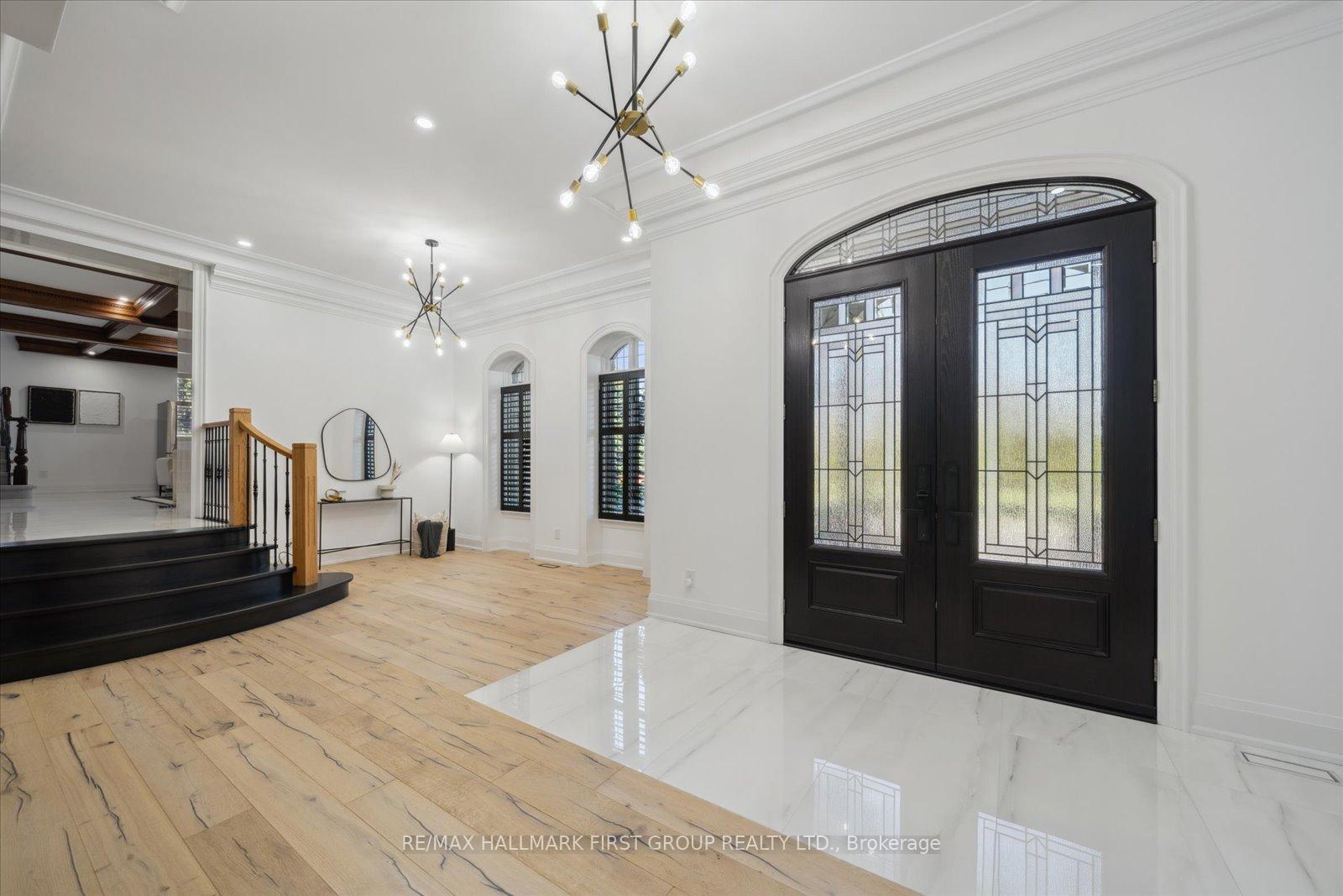 Photo 4 of 134 Front Street E, Whitby, Port Whitby — HOMEH