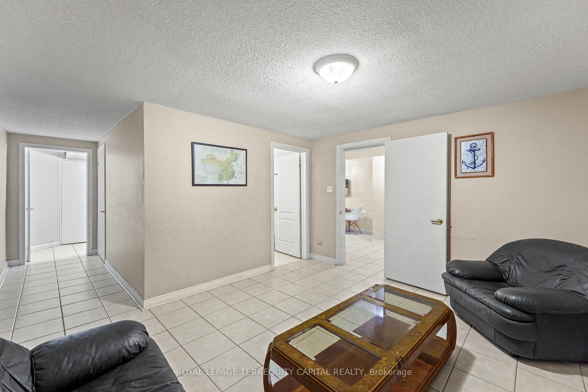 Photo 38 of 136 Villa Park Drive, Vaughan, East Woodbridge — HOMEH