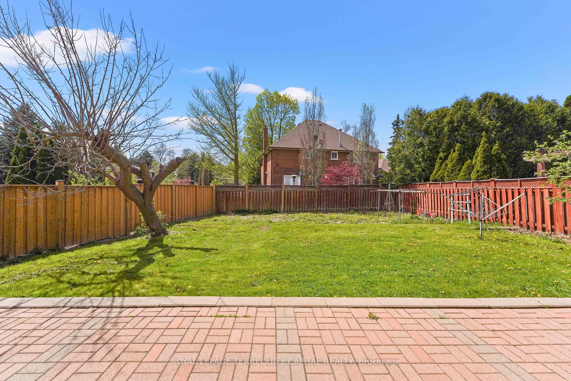 Photo 39 of 136 Villa Park Drive, Vaughan, East Woodbridge — HOMEH