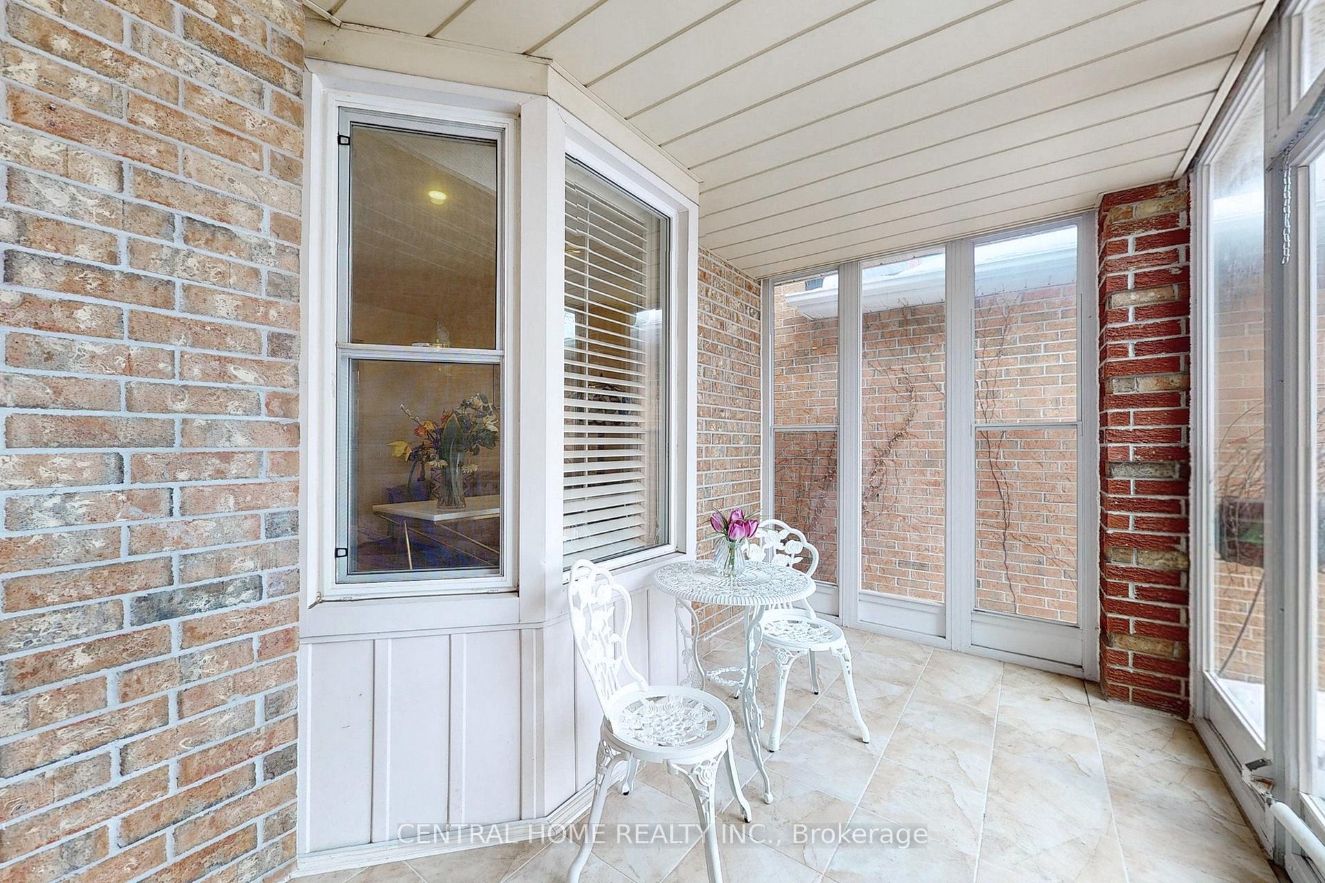 Front of 23 Heatherton Way