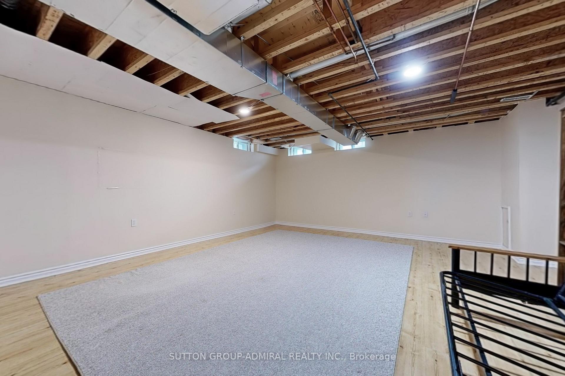 Photo 25 of 11 Mosswood Road, Vaughan, Patterson — HOMEH