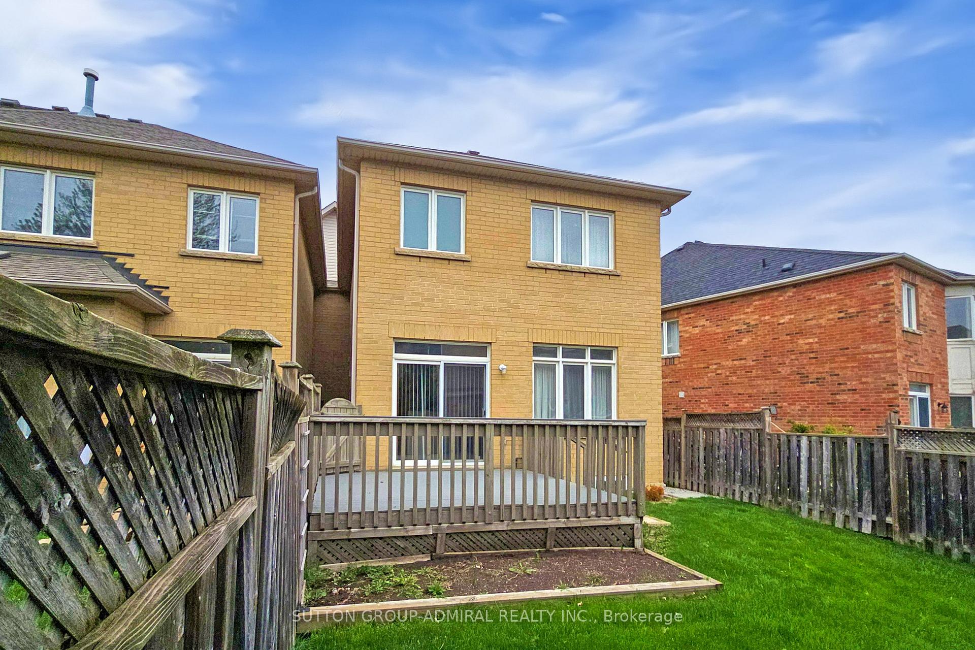 Photo 29 of 11 Mosswood Road, Vaughan, Patterson — HOMEH