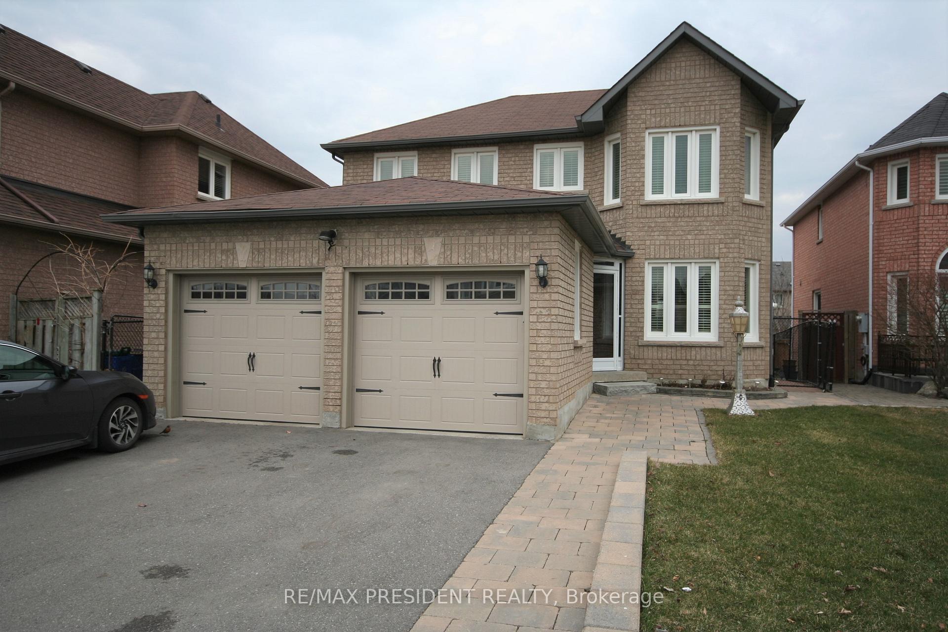 Photo 1 of 103 Cunningham Drive, Vaughan, Maple — HOMEH