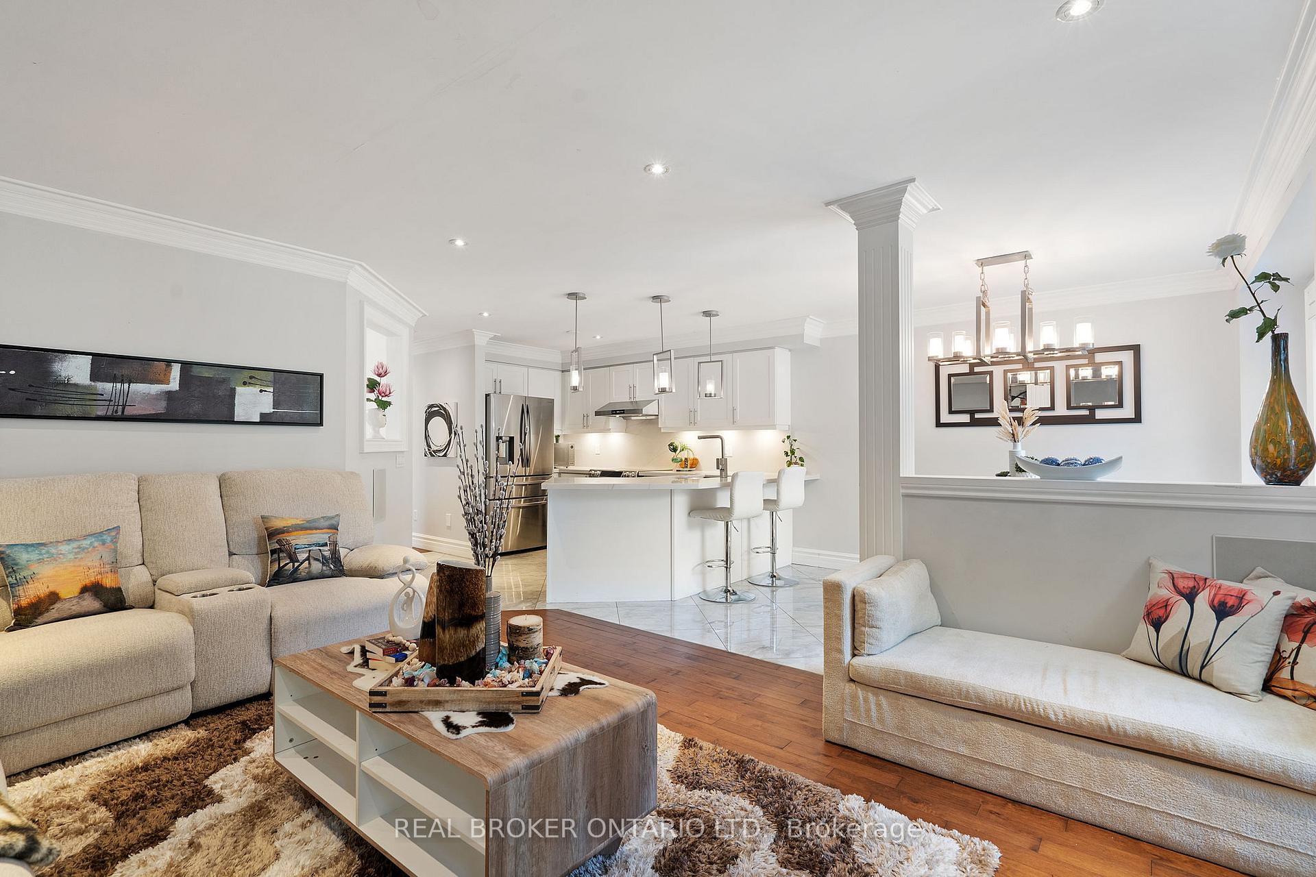 Photo 9 of 21 Shenandoah Drive, Whitby, Williamsburg — HOMEH