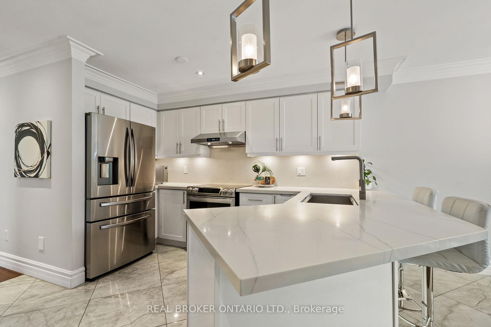 Photo 13 of 21 Shenandoah Drive, Whitby, Williamsburg — HOMEH