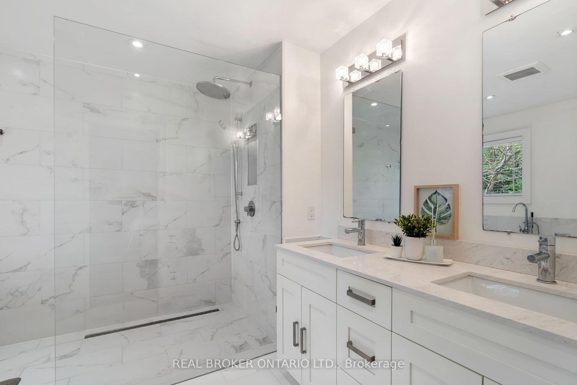 Photo 18 of 21 Shenandoah Drive, Whitby, Williamsburg — HOMEH