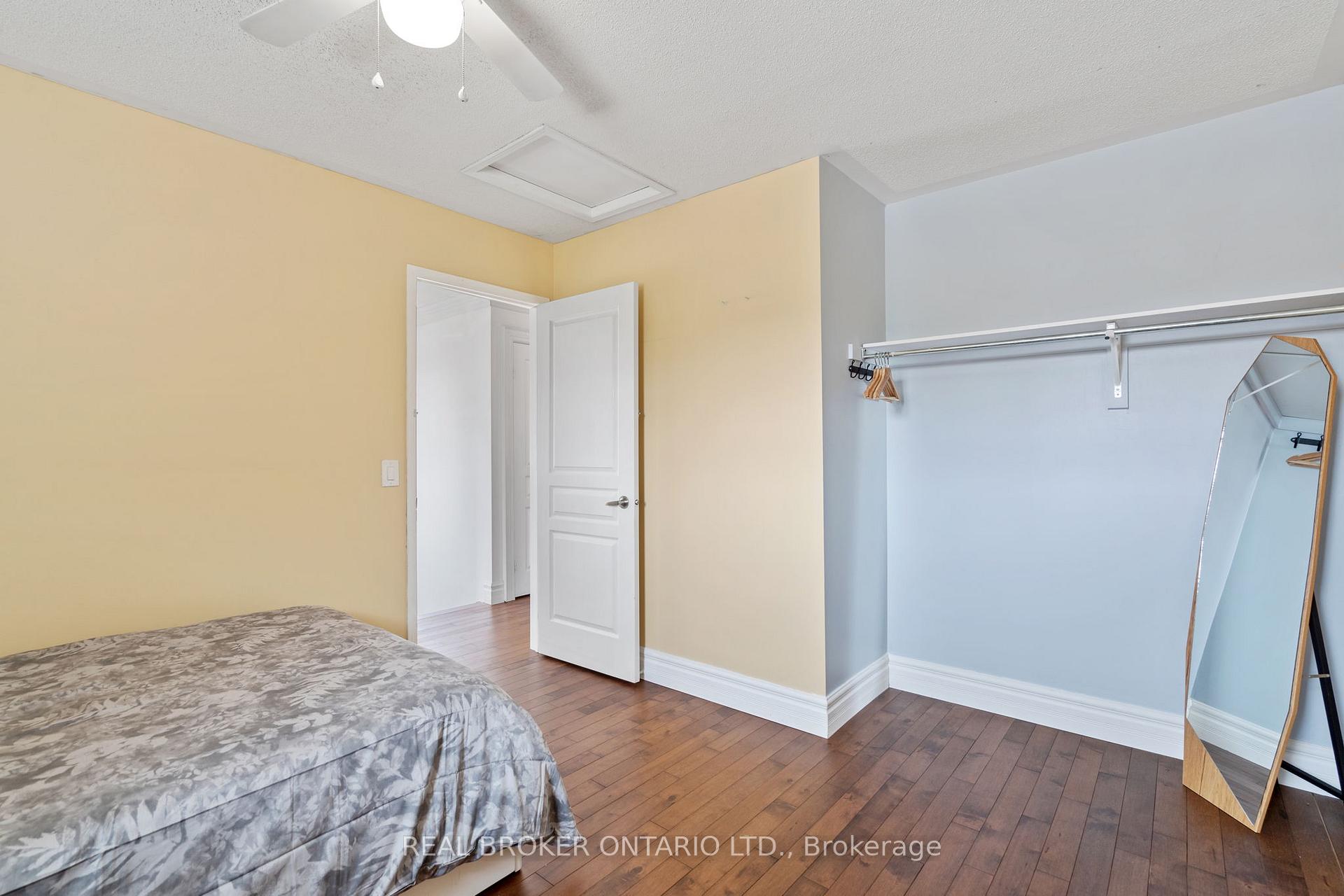 Photo 24 of 21 Shenandoah Drive, Whitby, Williamsburg — HOMEH