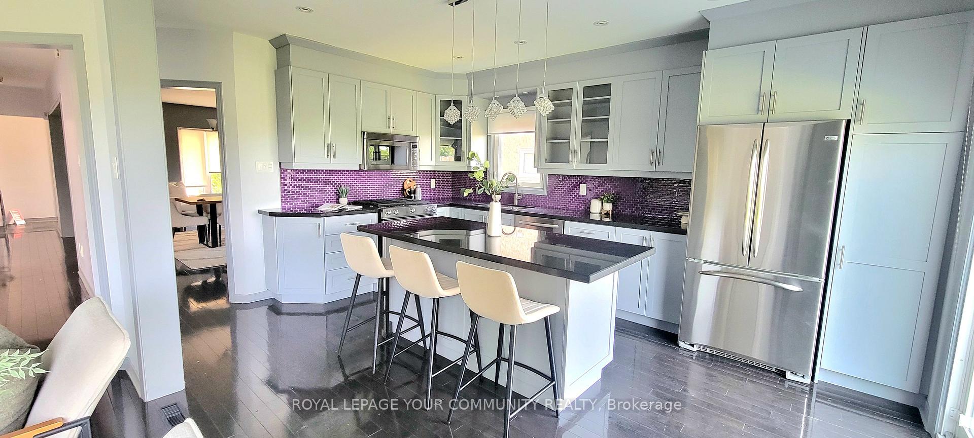 Photo 7 of 105 Redondo Drive, Vaughan, Beverley Glen — HOMEH
