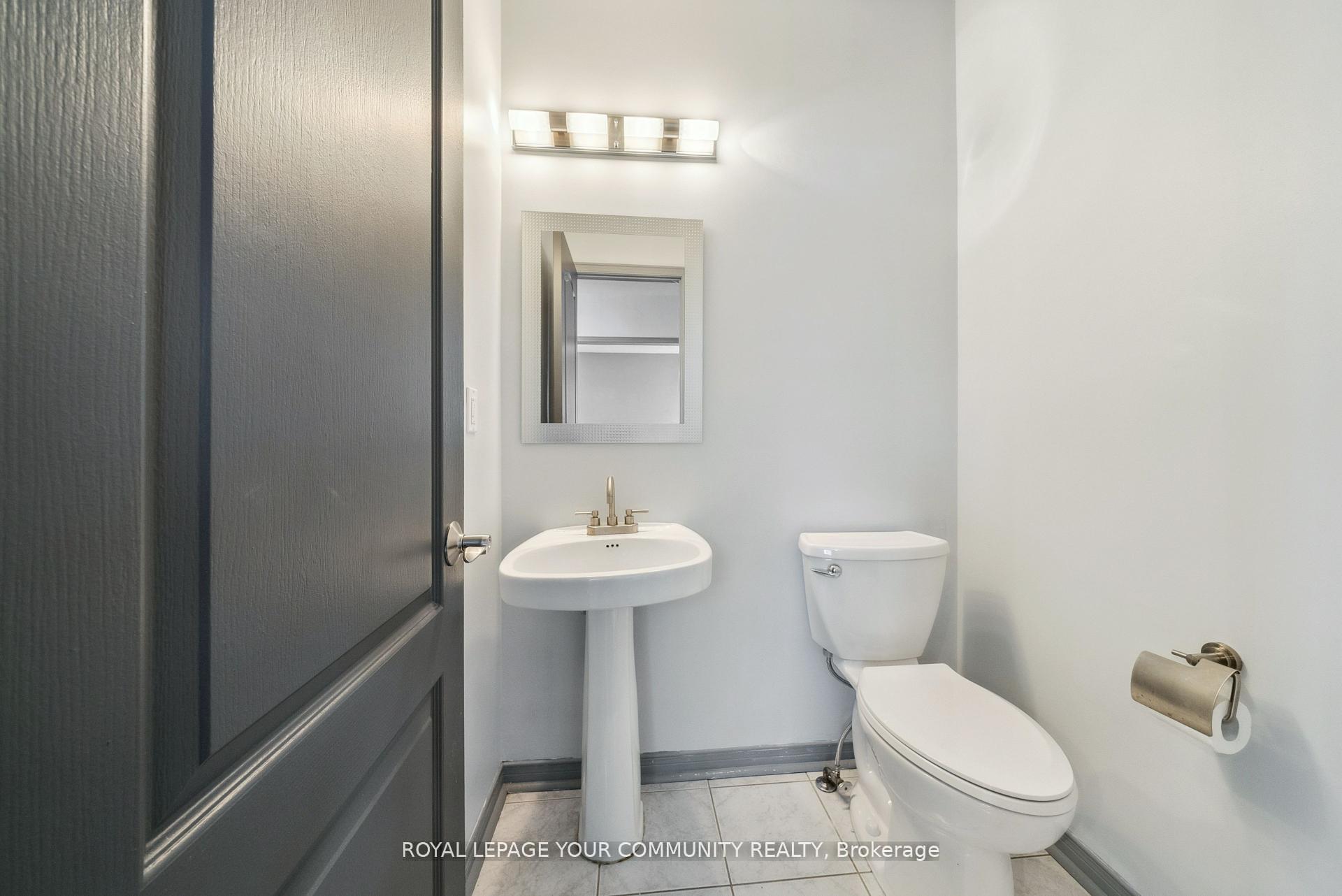 Photo 10 of 105 Redondo Drive, Vaughan, Beverley Glen — HOMEH