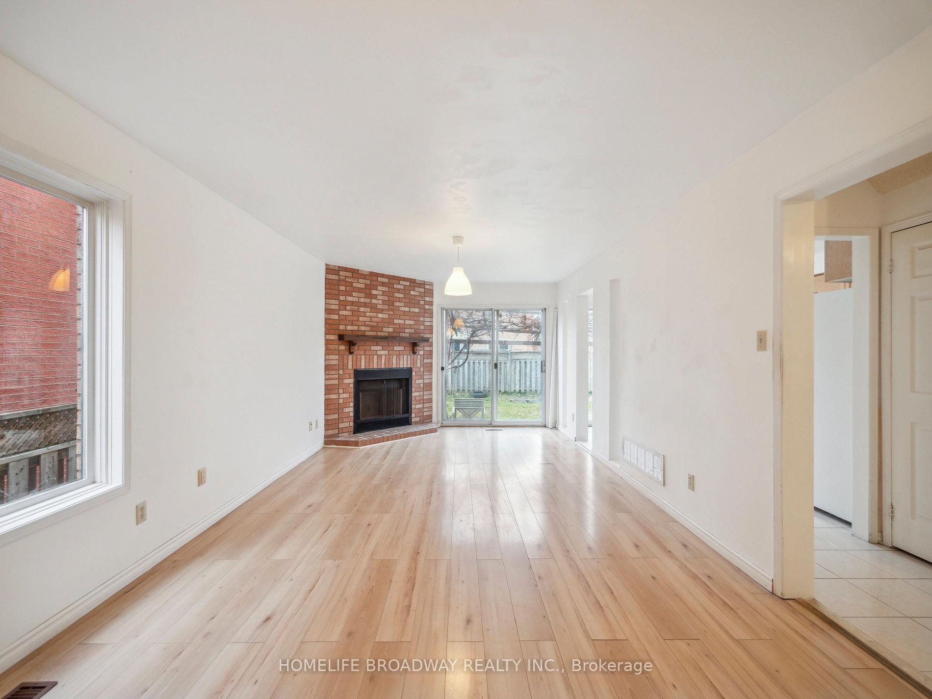 Photo 12 of 81 Northolt Crescent, Markham, Milliken Mills East — HOMEH