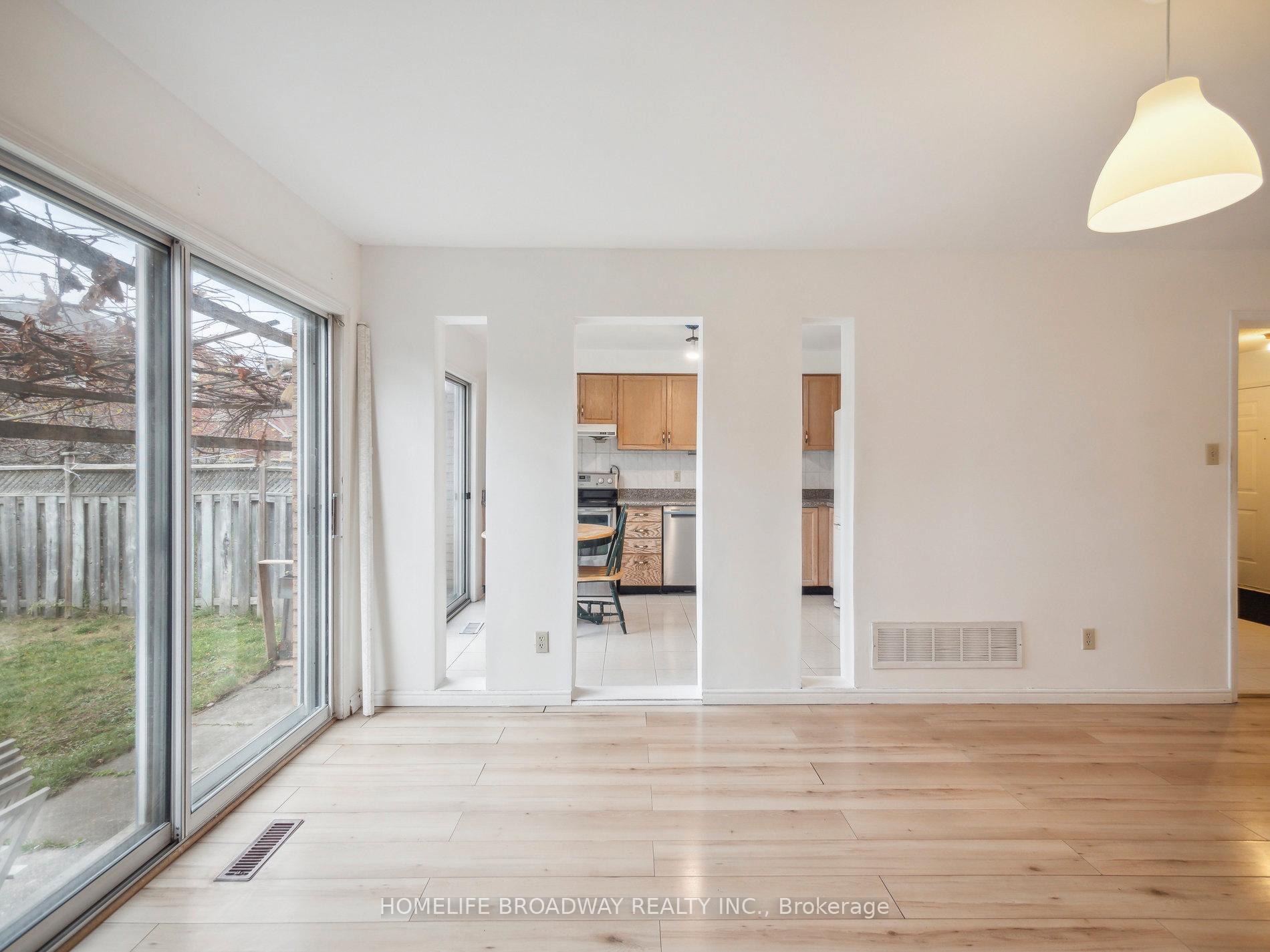 Photo 15 of 81 Northolt Crescent, Markham, Milliken Mills East — HOMEH