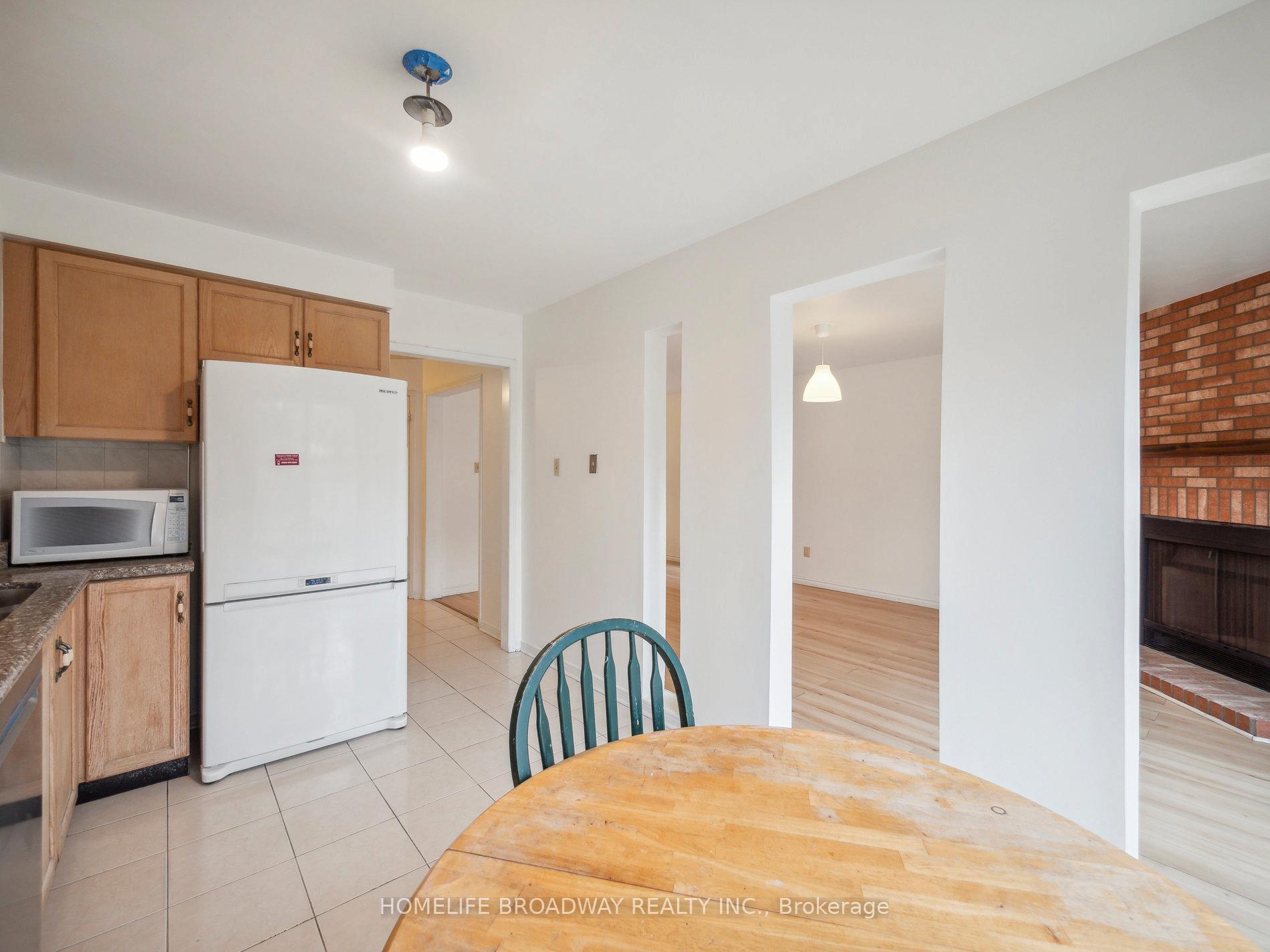 Photo 19 of 81 Northolt Crescent, Markham, Milliken Mills East — HOMEH