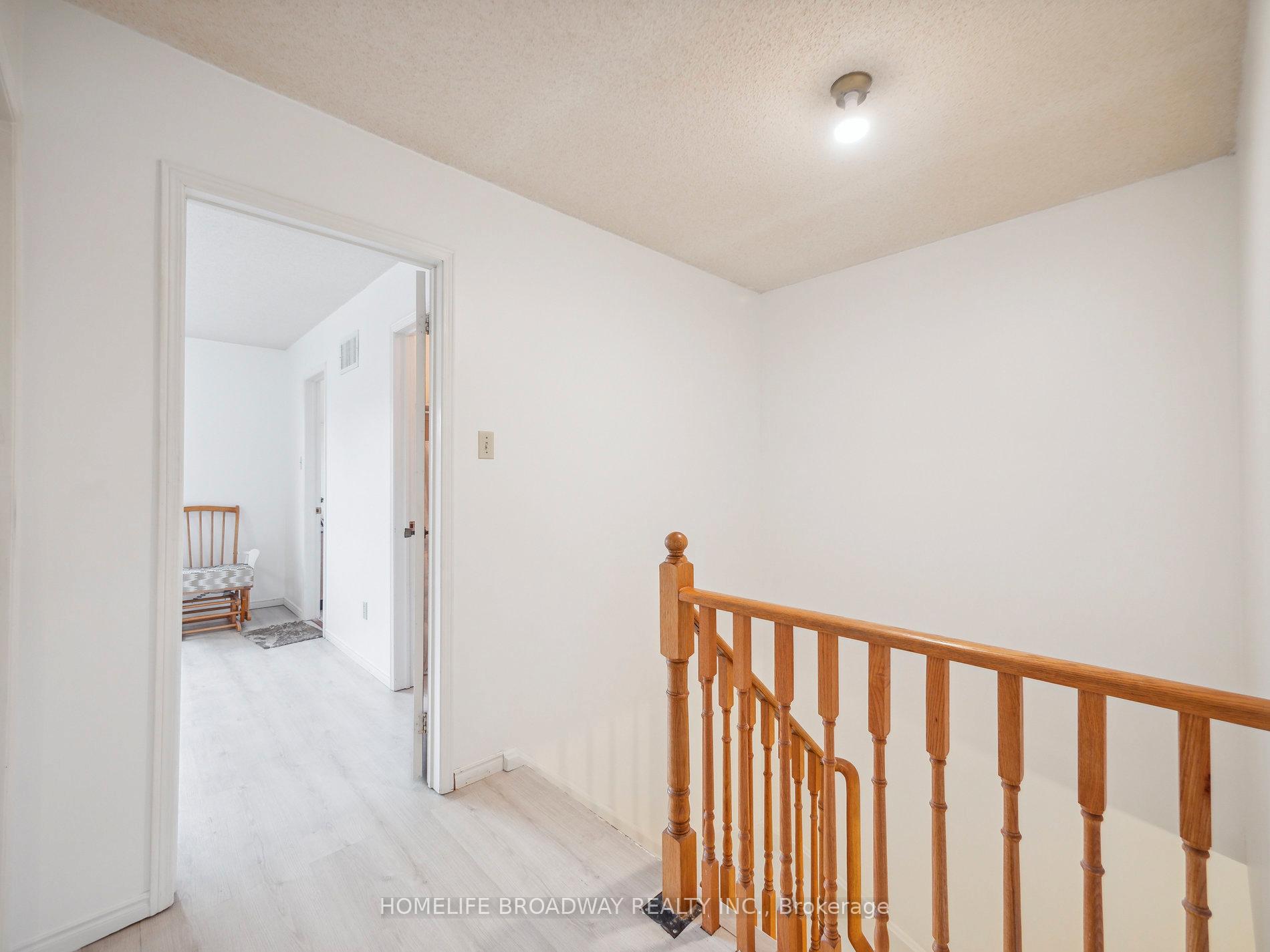 Photo 24 of 81 Northolt Crescent, Markham, Milliken Mills East — HOMEH
