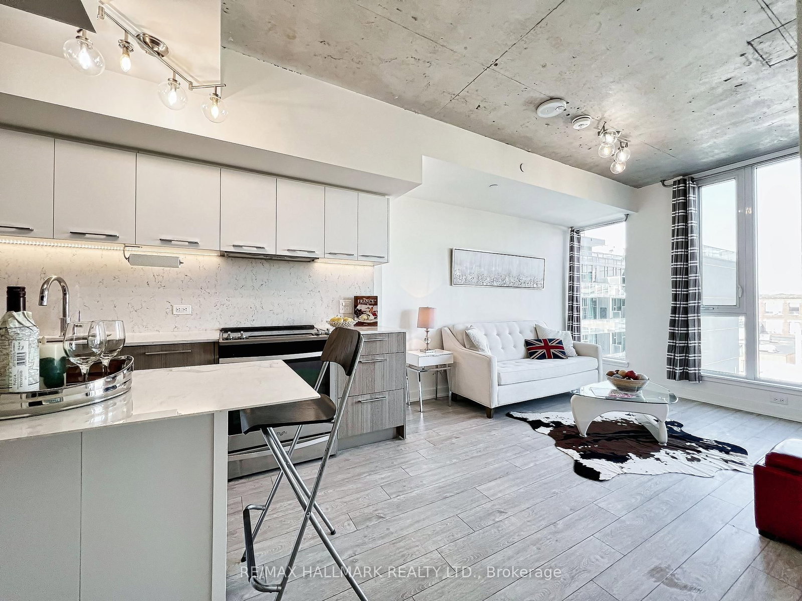 Photo 7 of Unit 721, 30 Baseball Pl, Toronto, South Riverdale — HOMEH
