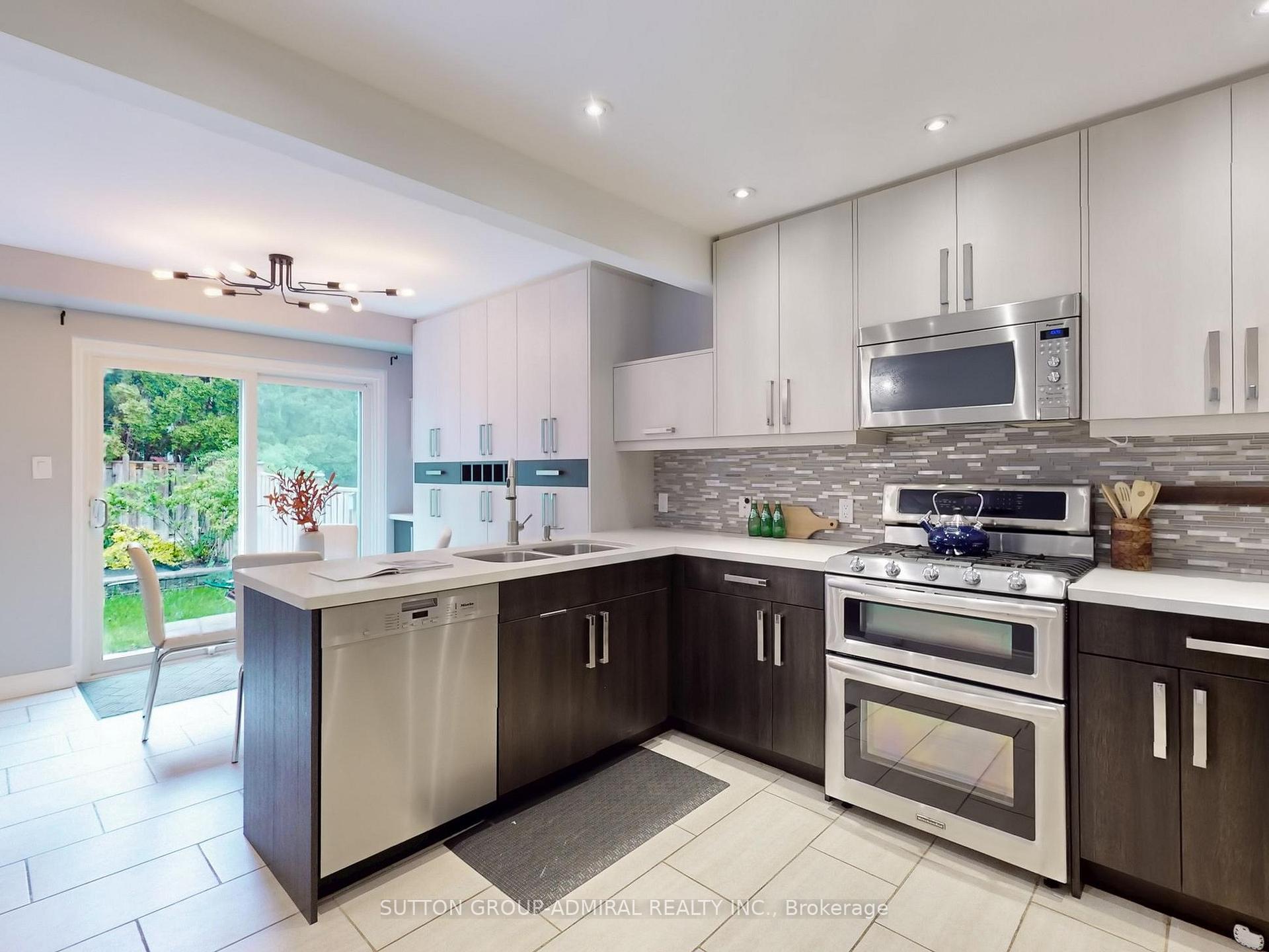 Photo 16 of 57 Peter Andrew Crescent, Vaughan, Brownridge — HOMEH