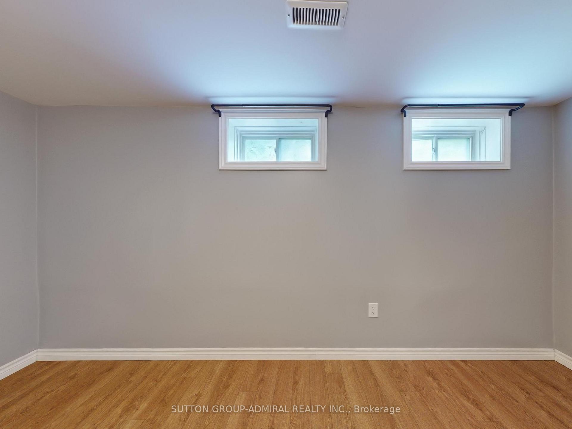 Photo 44 of 57 Peter Andrew Crescent, Vaughan, Brownridge — HOMEH