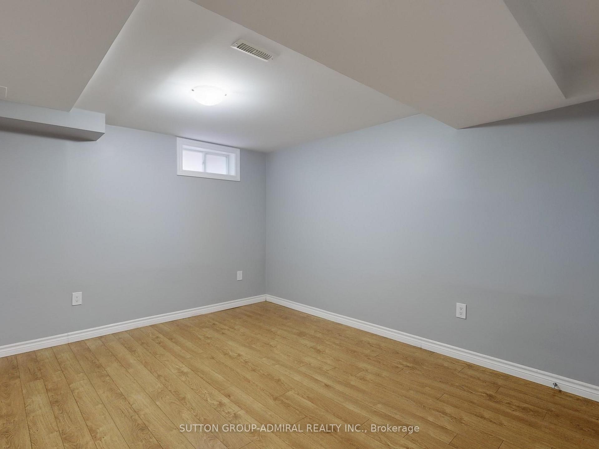 Photo 46 of 57 Peter Andrew Crescent, Vaughan, Brownridge — HOMEH
