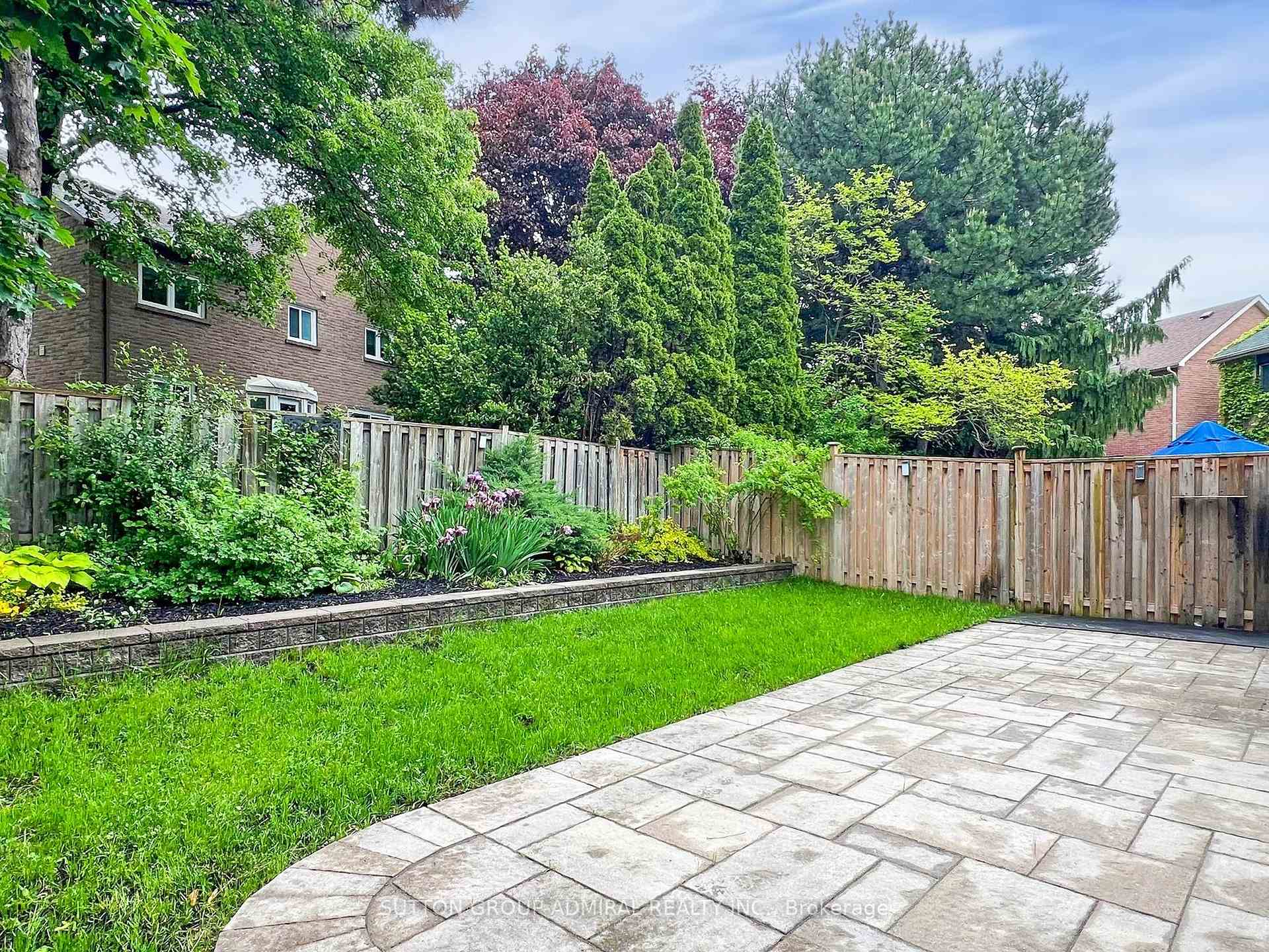 Photo 47 of 57 Peter Andrew Crescent, Vaughan, Brownridge — HOMEH