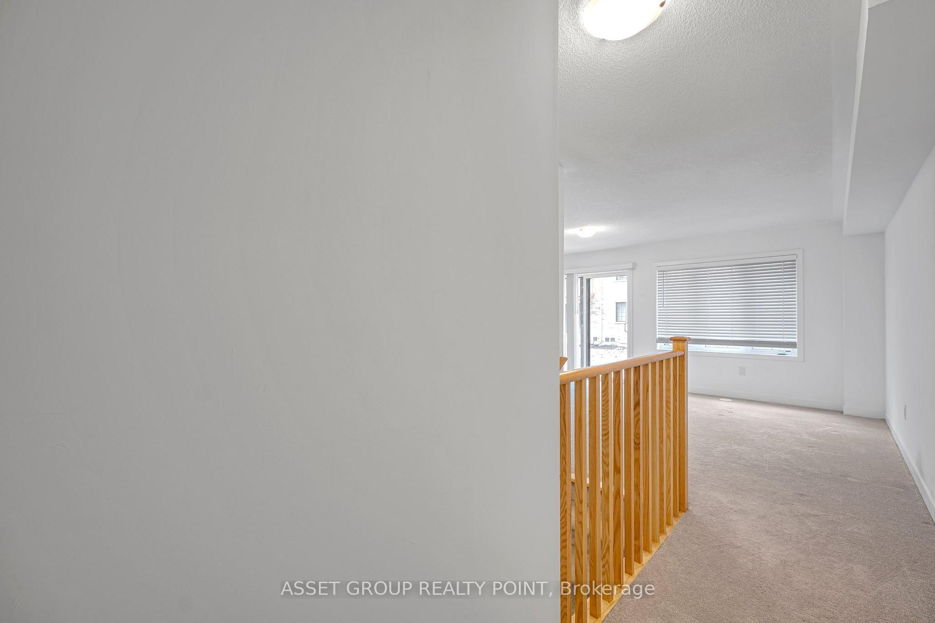 Photo 27 of 12 Calloway Way, Whitby, Downtown Whitby — HOMEH