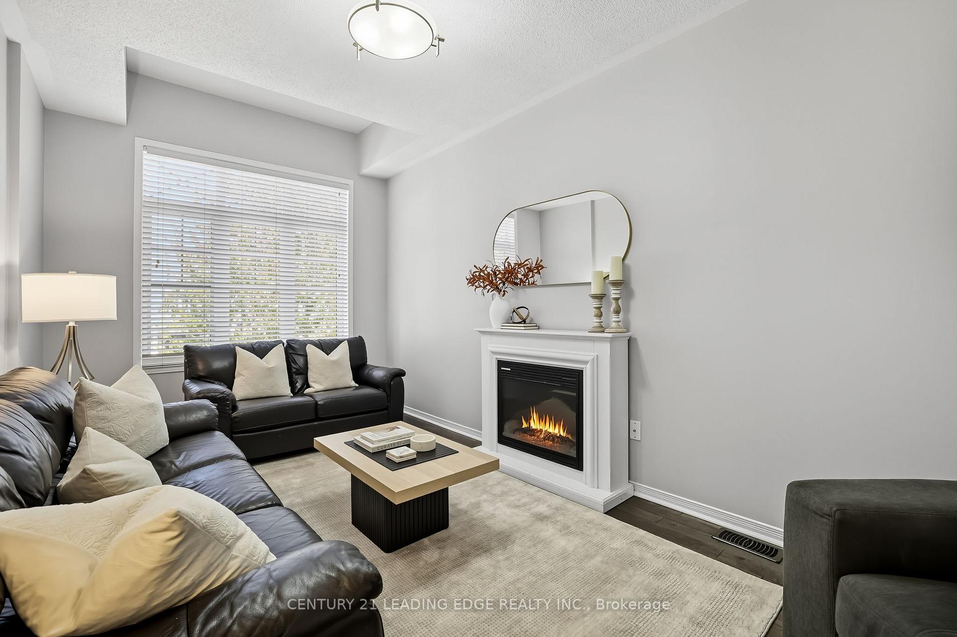 Photo 23 of 37 Stanhope Street, Whitby, Port Whitby — HOMEH