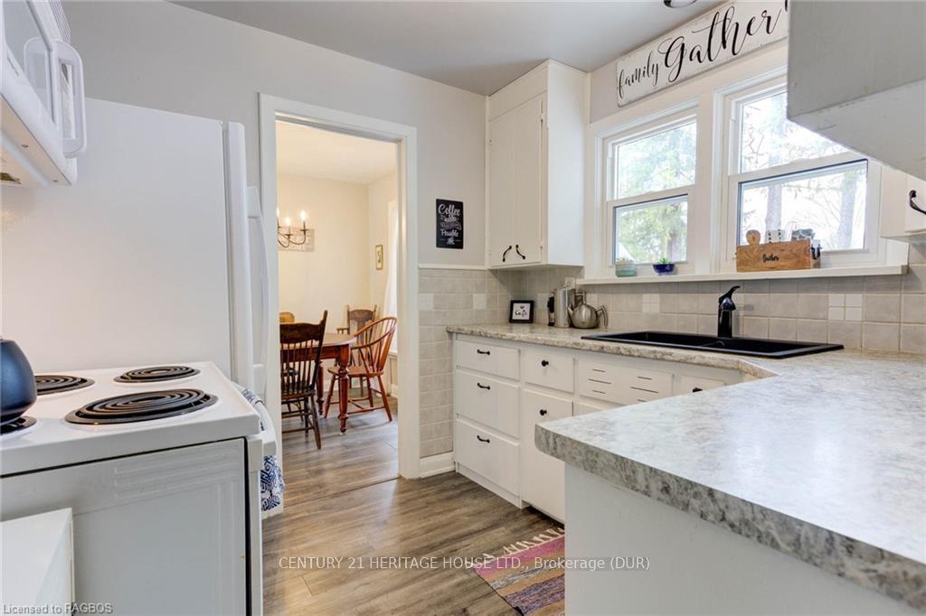 Photo 14 of 270 Lambton Street E, West Grey — HOMEH