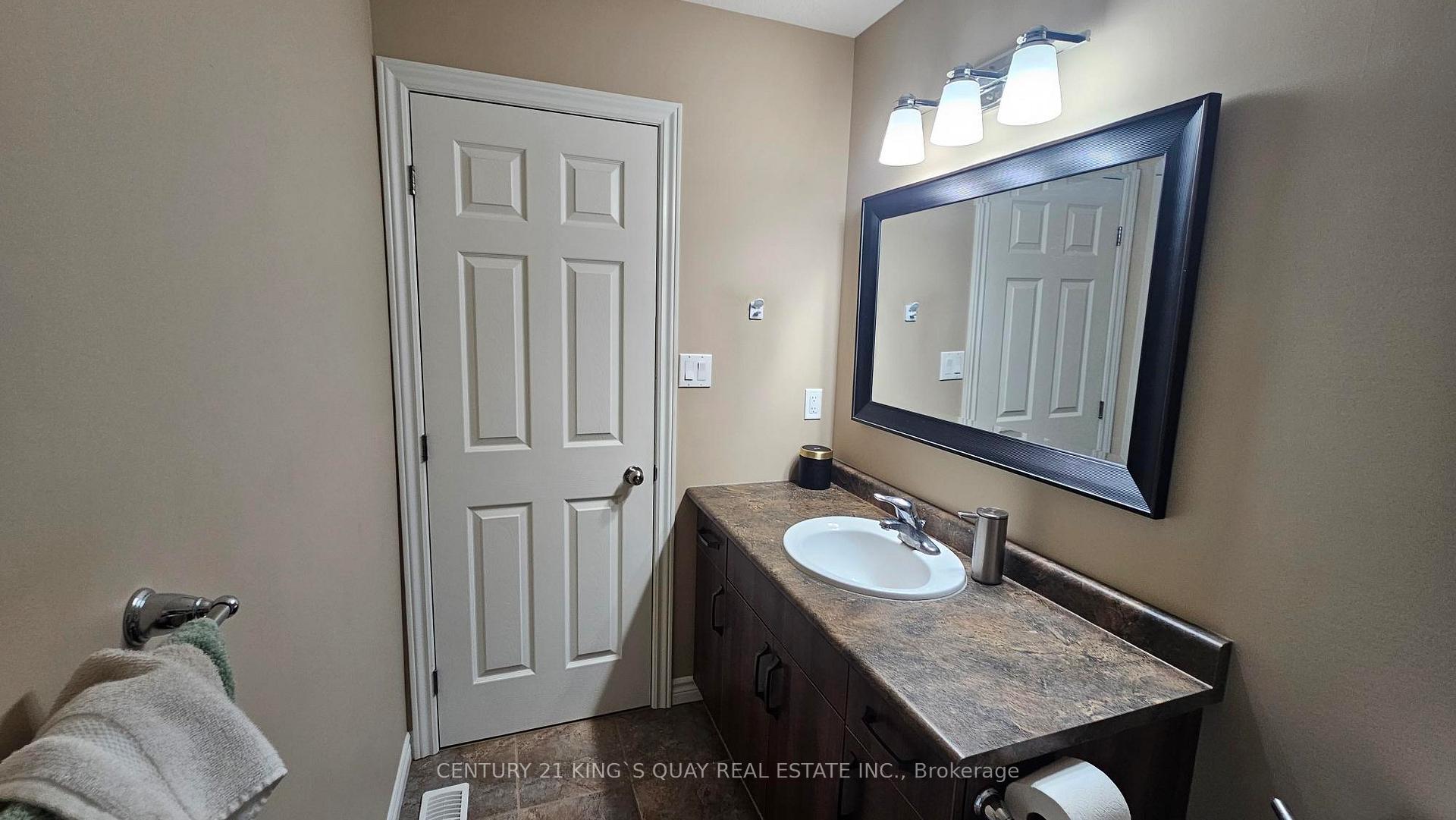 Photo 11 of 110 Greenhill Lane, Belleville, Belleville Ward — HOMEH