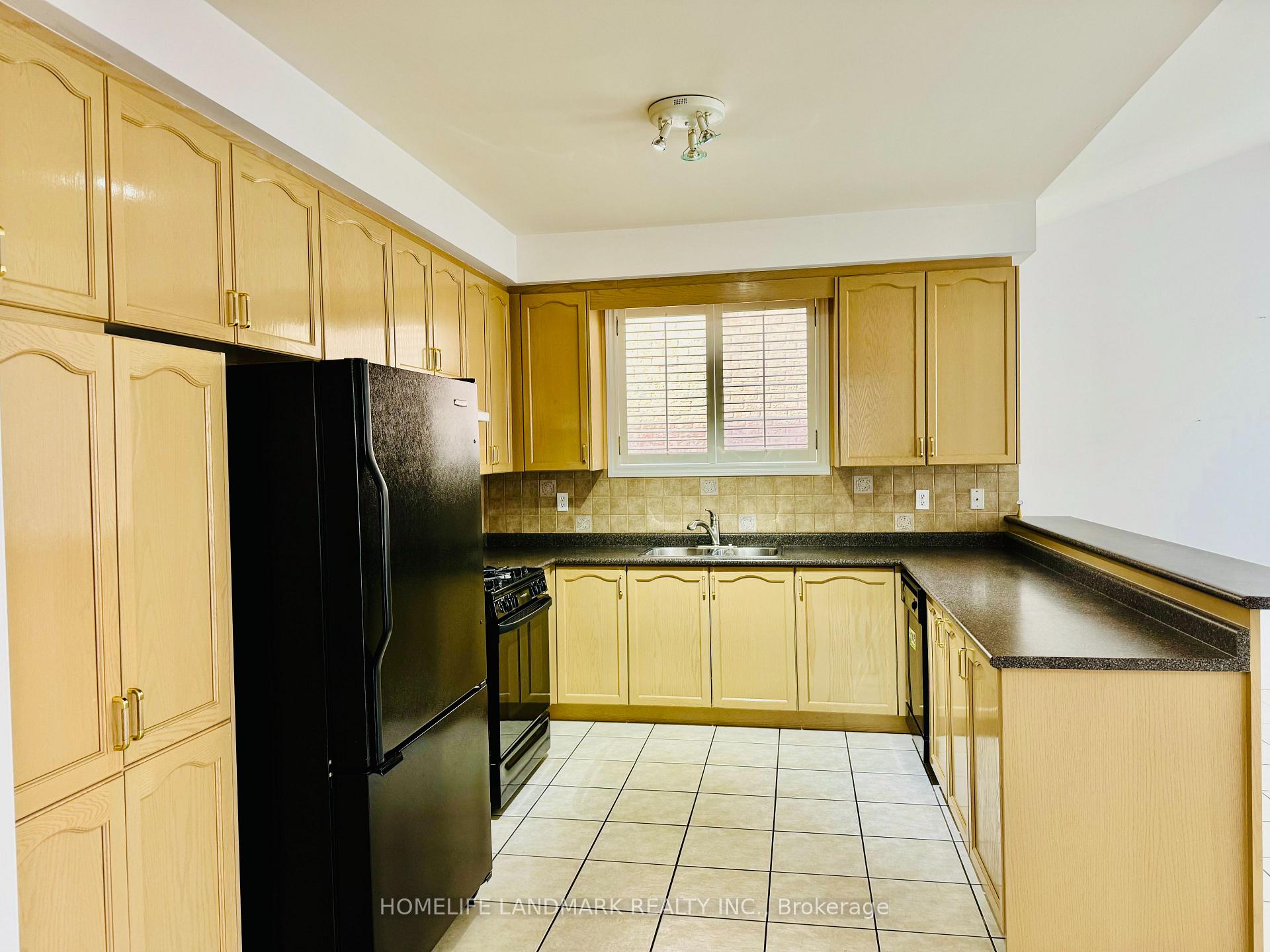 Photo 6 of 1 Starling Boulevard, Vaughan, Vellore Village — HOMEH