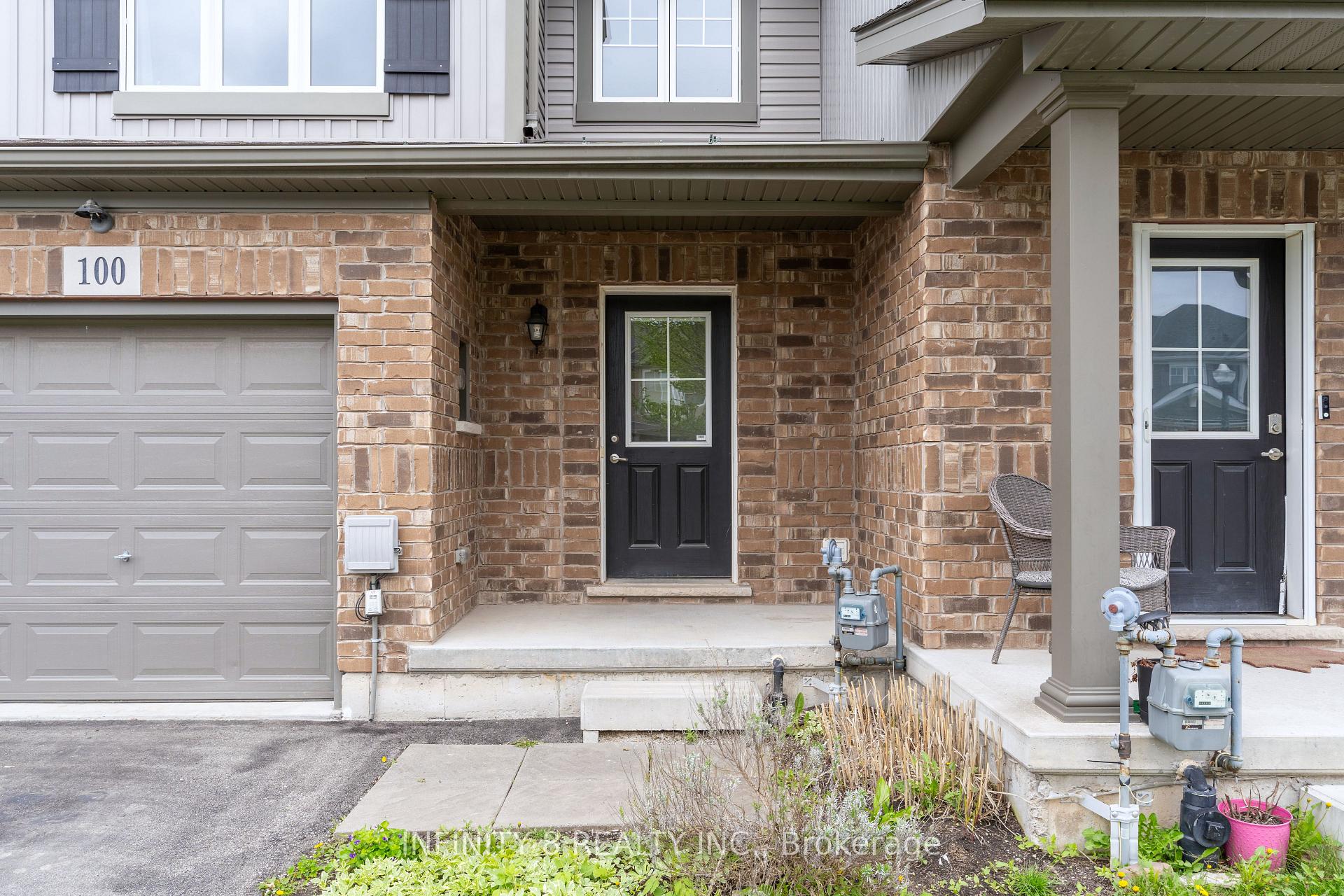 Photo 3 of 100 Roselawn Crescent, Welland, Coyle Creek — HOMEH