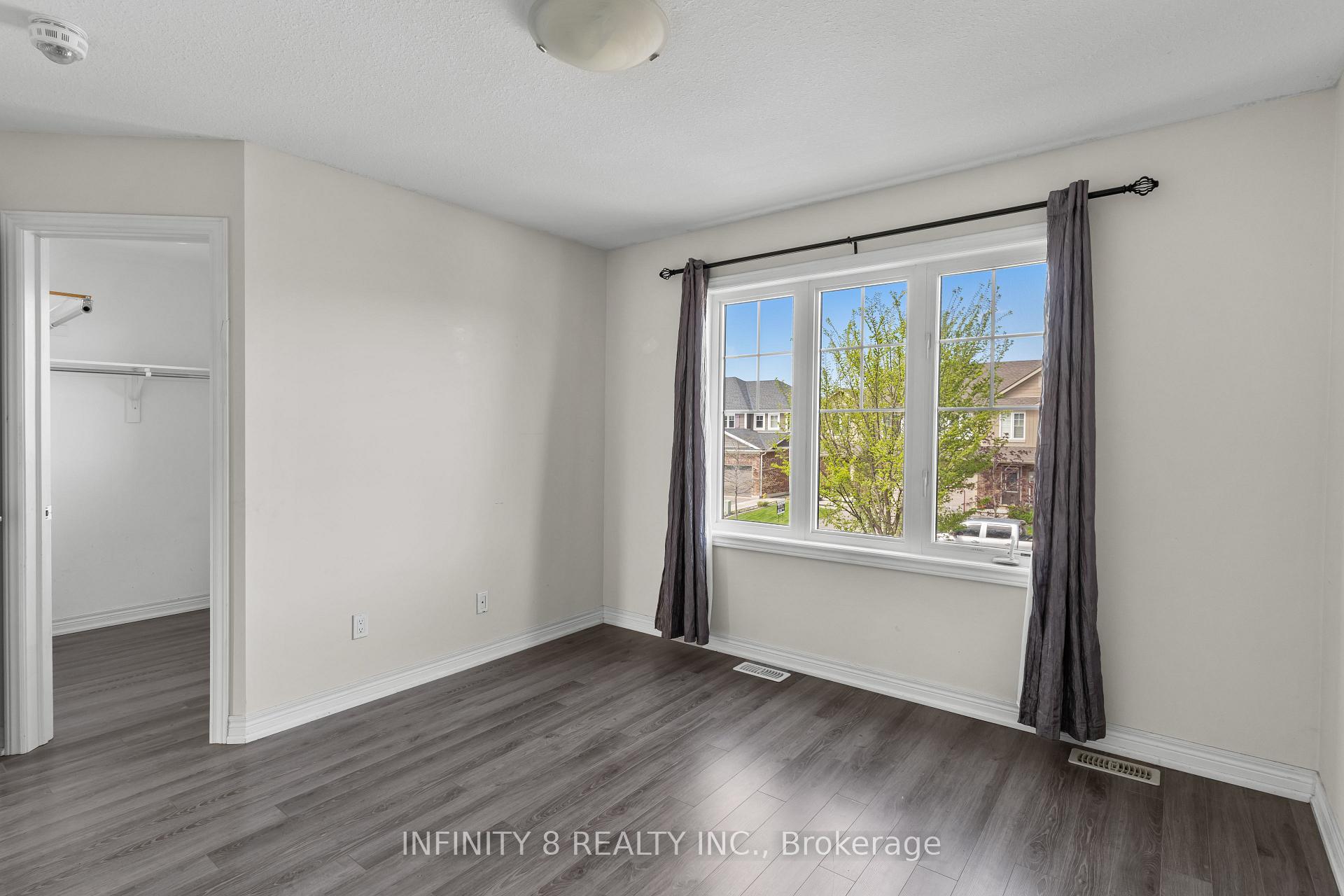 Photo 24 of 100 Roselawn Crescent, Welland, Coyle Creek — HOMEH