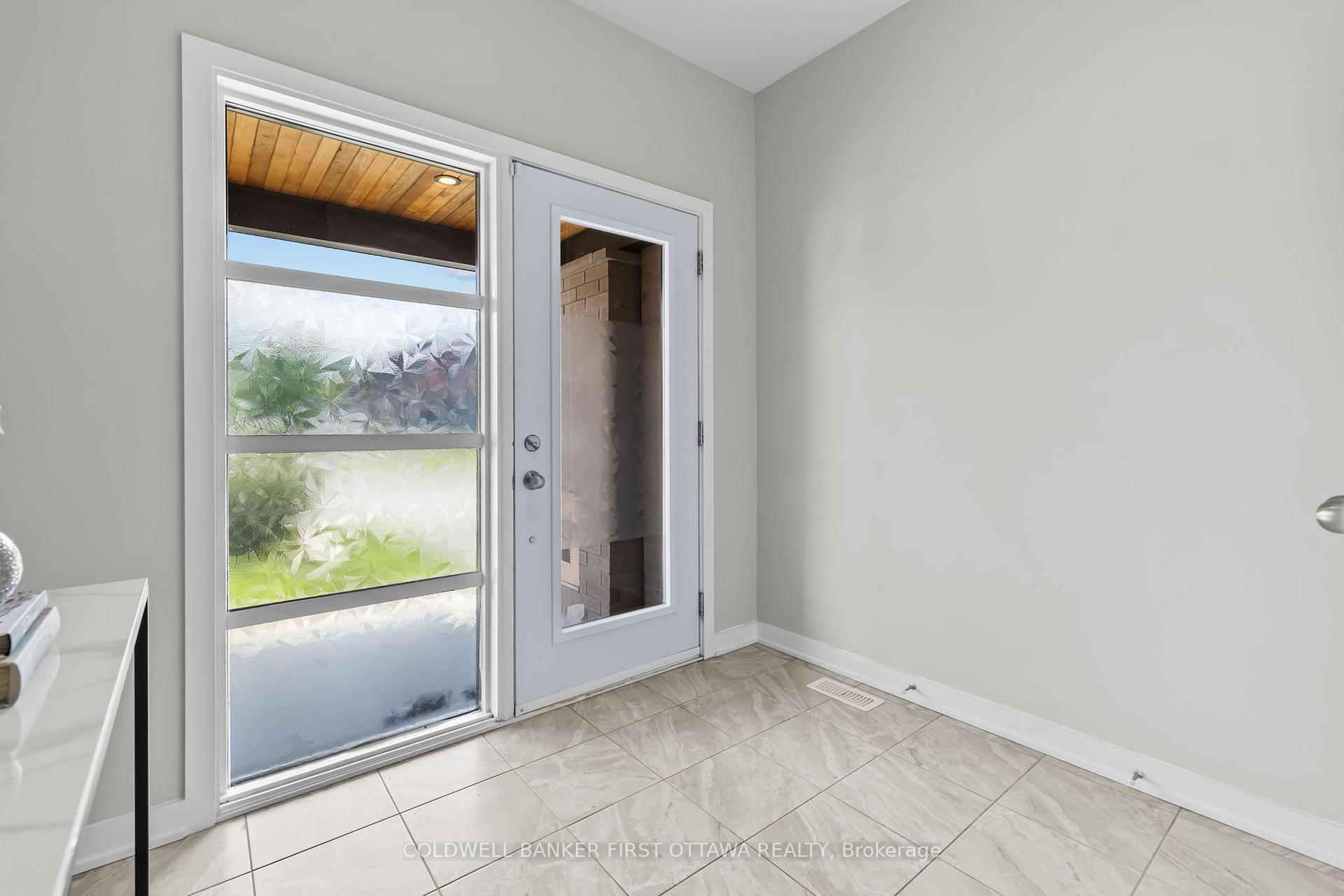 Photo 7 of 821 Quartet Avenue, Ottawa, Riverside South/Gloucester Glen — HOMEH