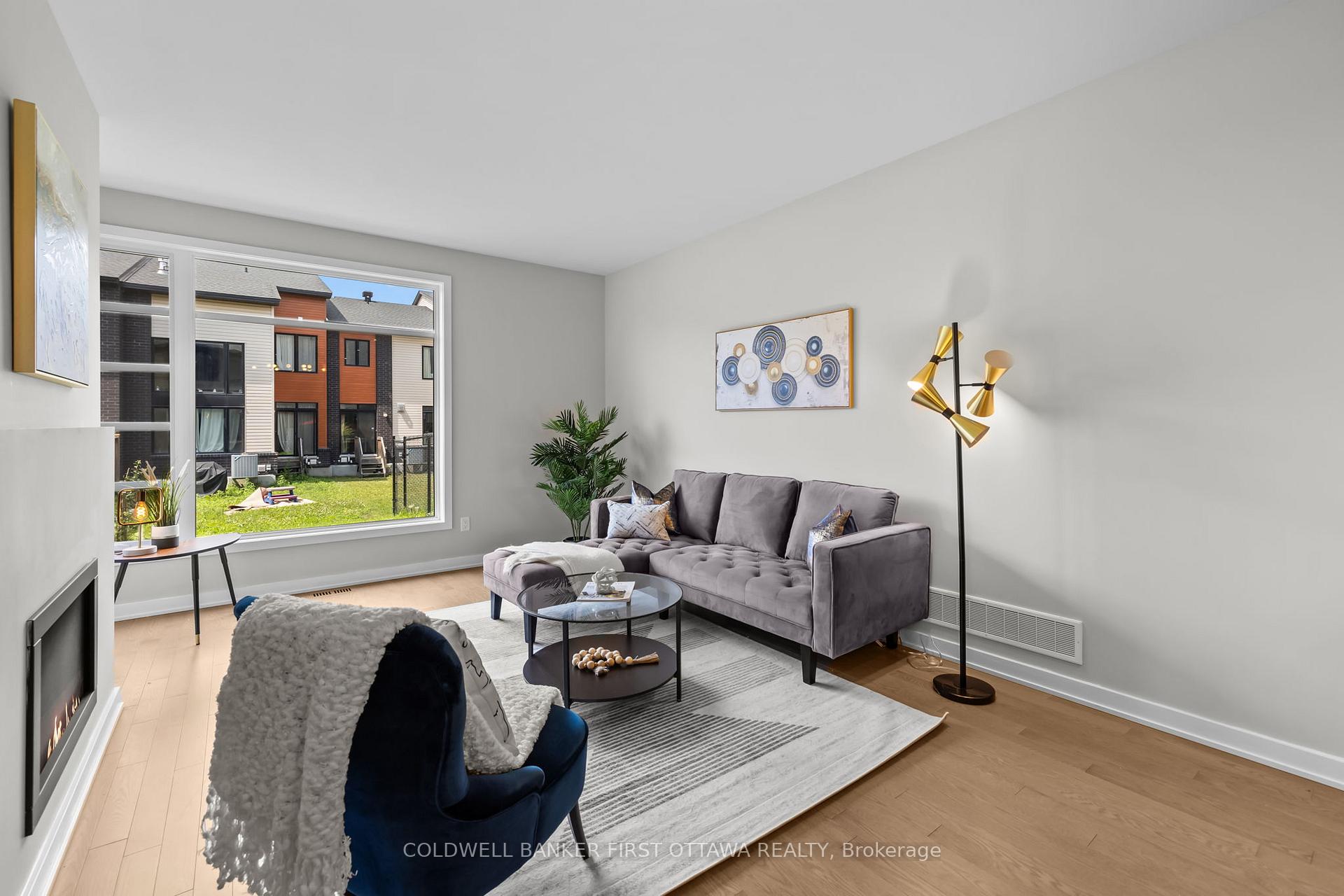 Photo 8 of 821 Quartet Avenue, Ottawa, Riverside South/Gloucester Glen — HOMEH